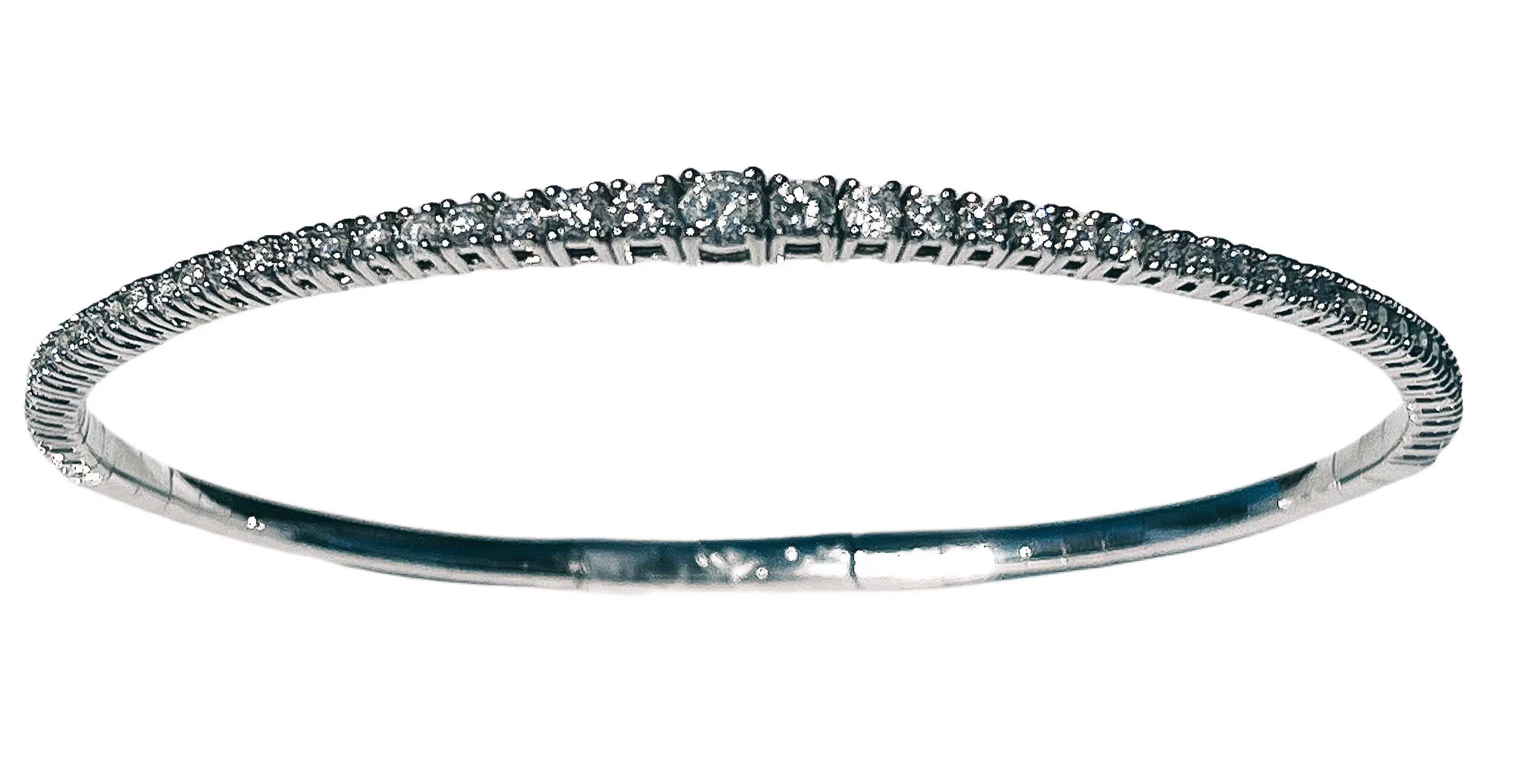 14k White Gold 1.25cttw Diamond Bangle