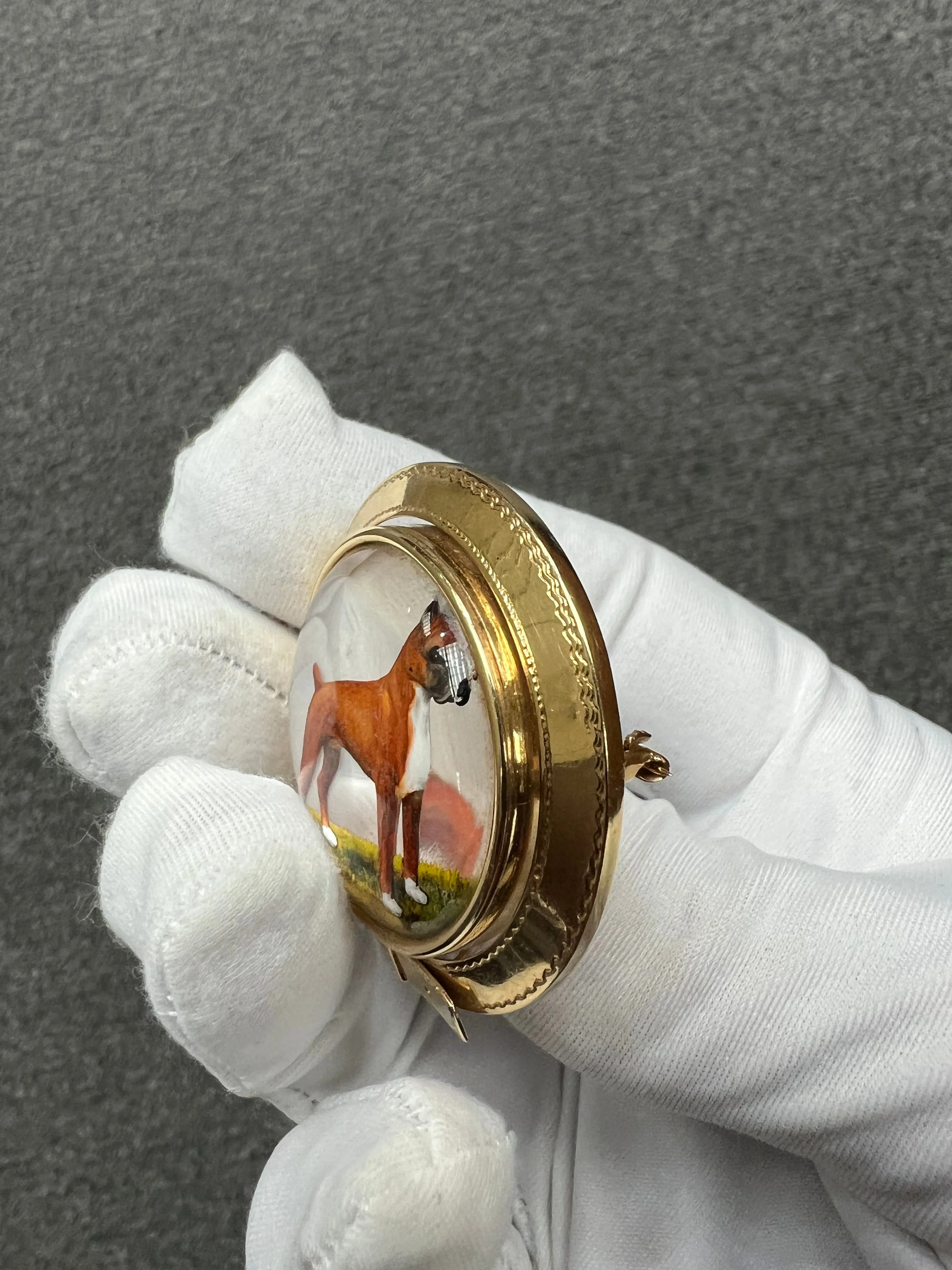 1930s Bulldog Essex Crystal 14k Yellow Gold Brooch
