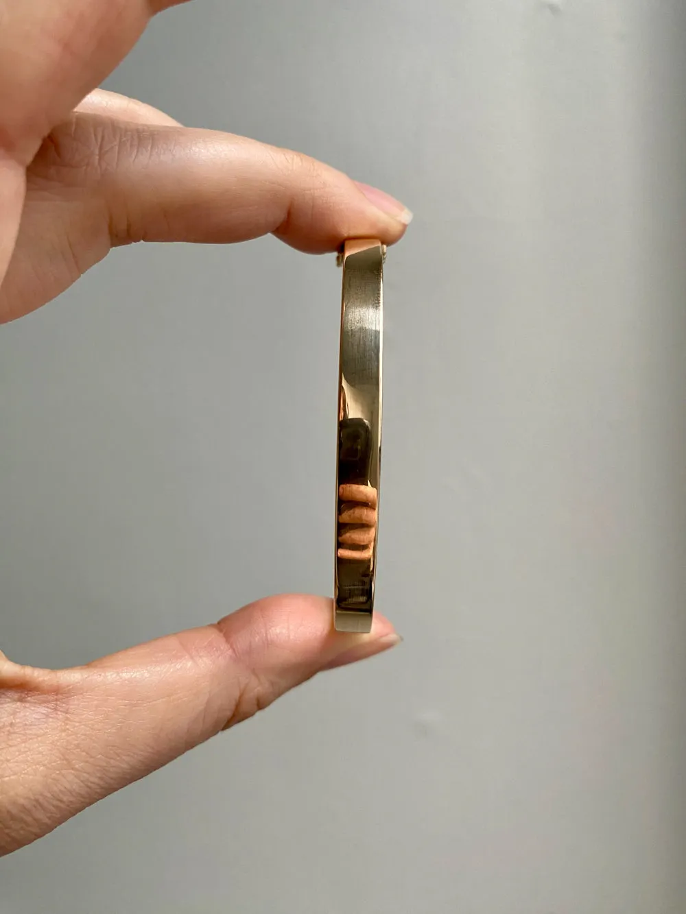 1940s era Modernist Swedish 18k Gold Hinged Bangle - maker Stigbert - 6.8 inch