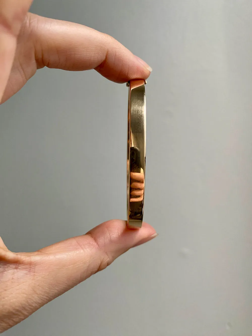 1940s era Modernist Swedish 18k Gold Hinged Bangle - maker Stigbert - 6.8 inch