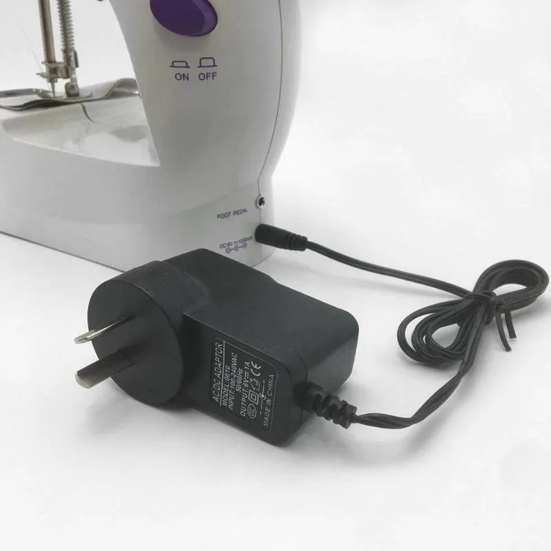 2018 Mini Electric Handheld Sewing Machine