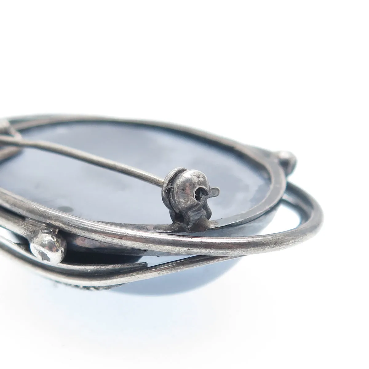 925 Sterling Silver Vintage Real Hematite Modernist Floral Leaf Pin Brooch