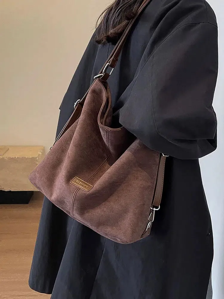 Adjustable Strap Bucket Bag