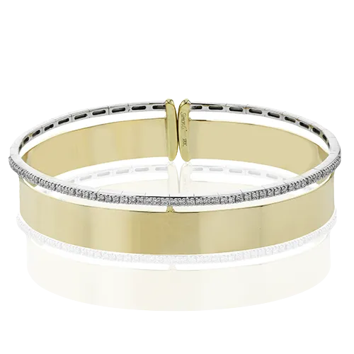 Bangle in 18k Gold with Diamonds