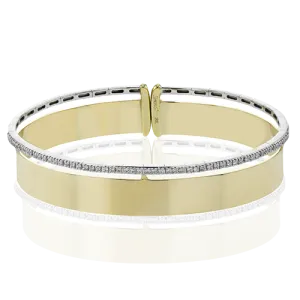 Bangle in 18k Gold with Diamonds