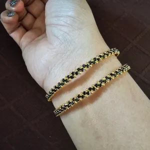Black Stone Bangles Set