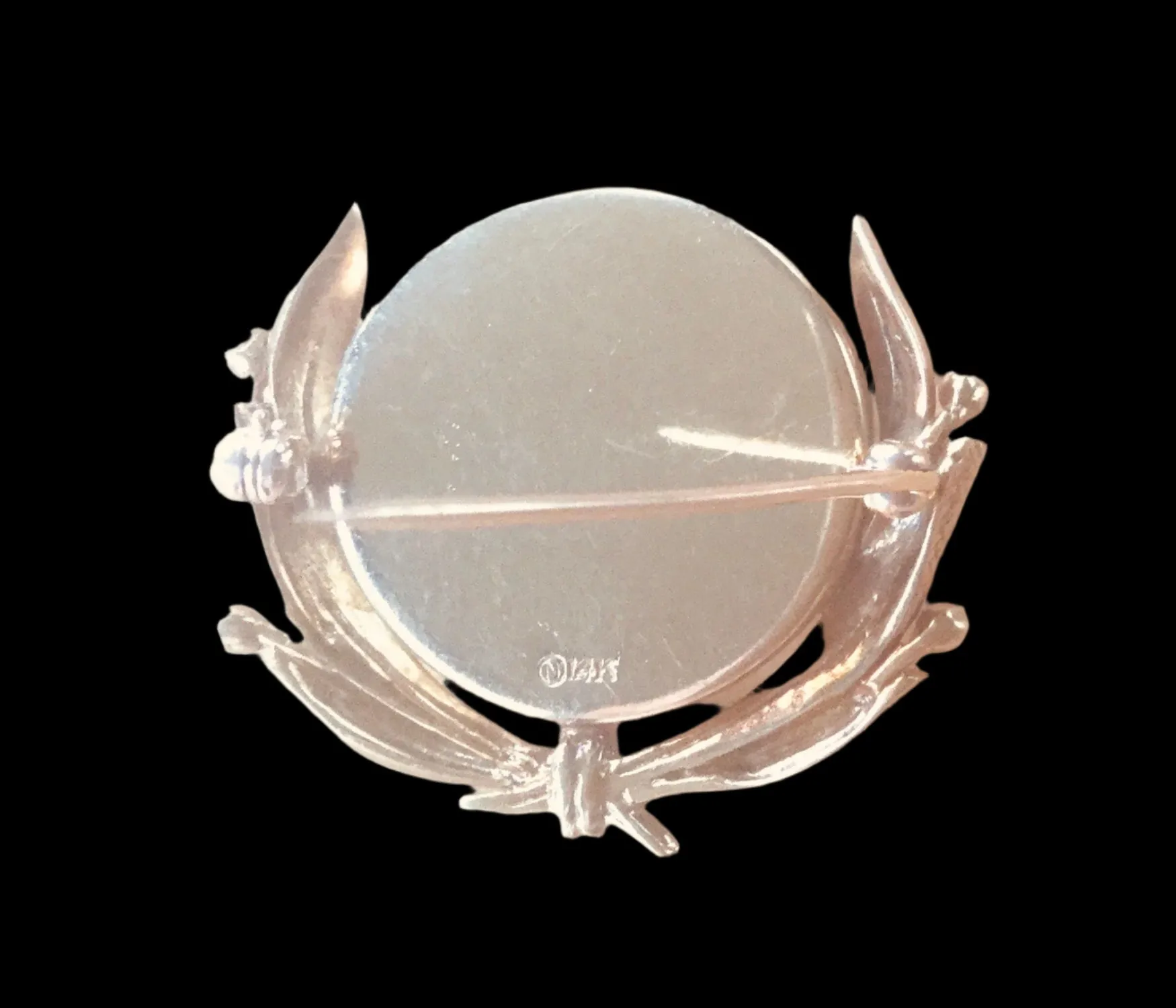 Brooch Reverse Carved Painted Crystal Brace of Quail 14 kt Yellow Gold