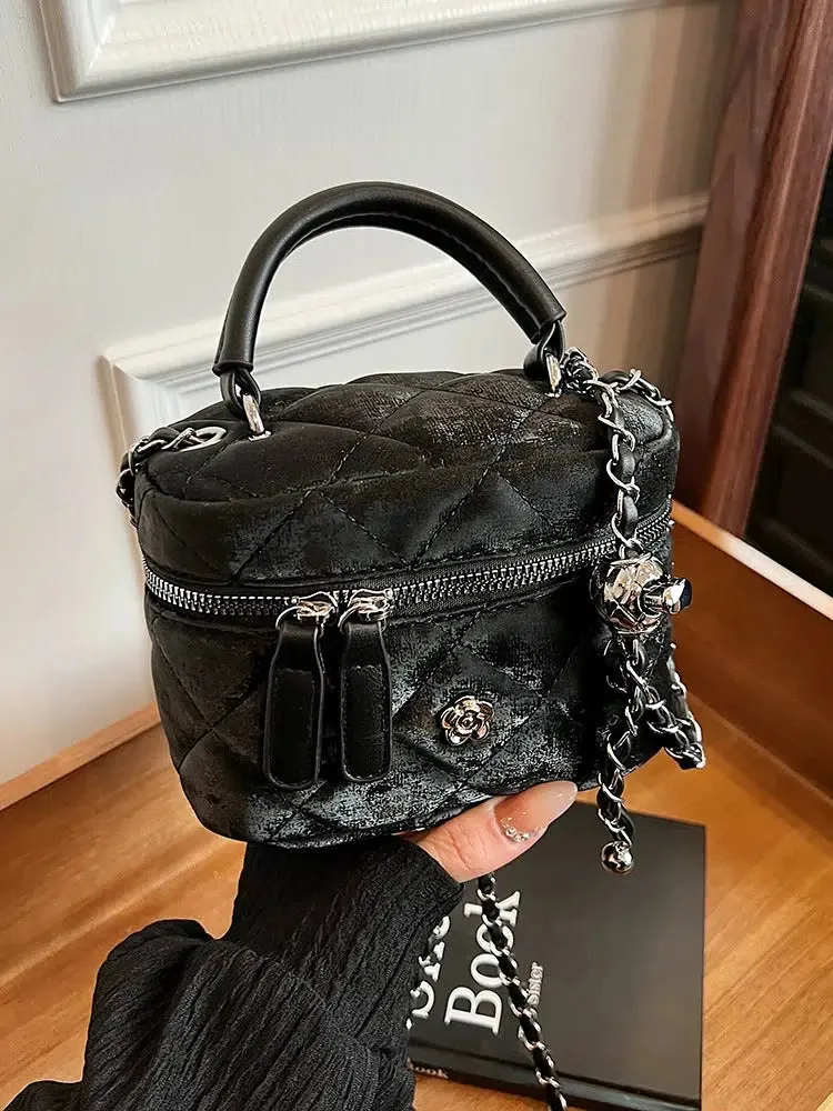Chain Strap Quilted Bucket Shaped Bag