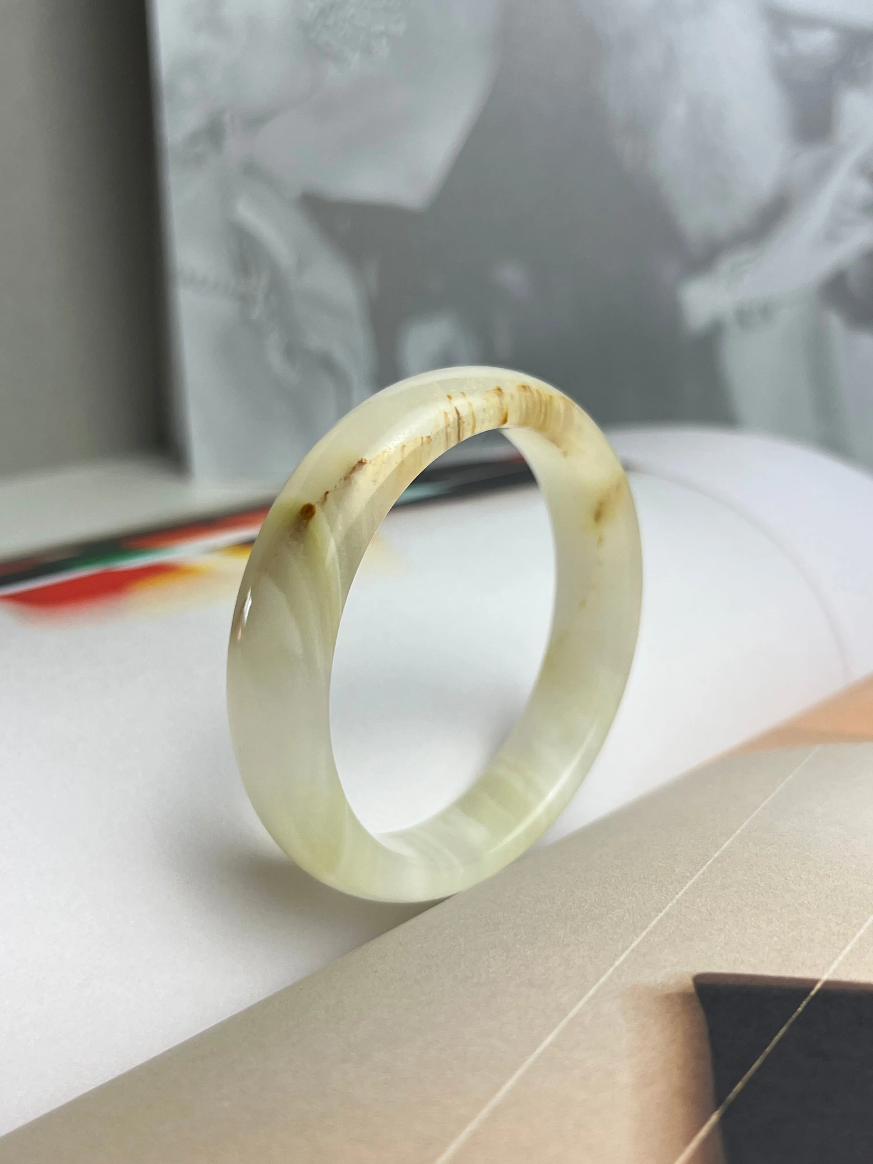 Cream White Natural Serpentine Jade Bangle