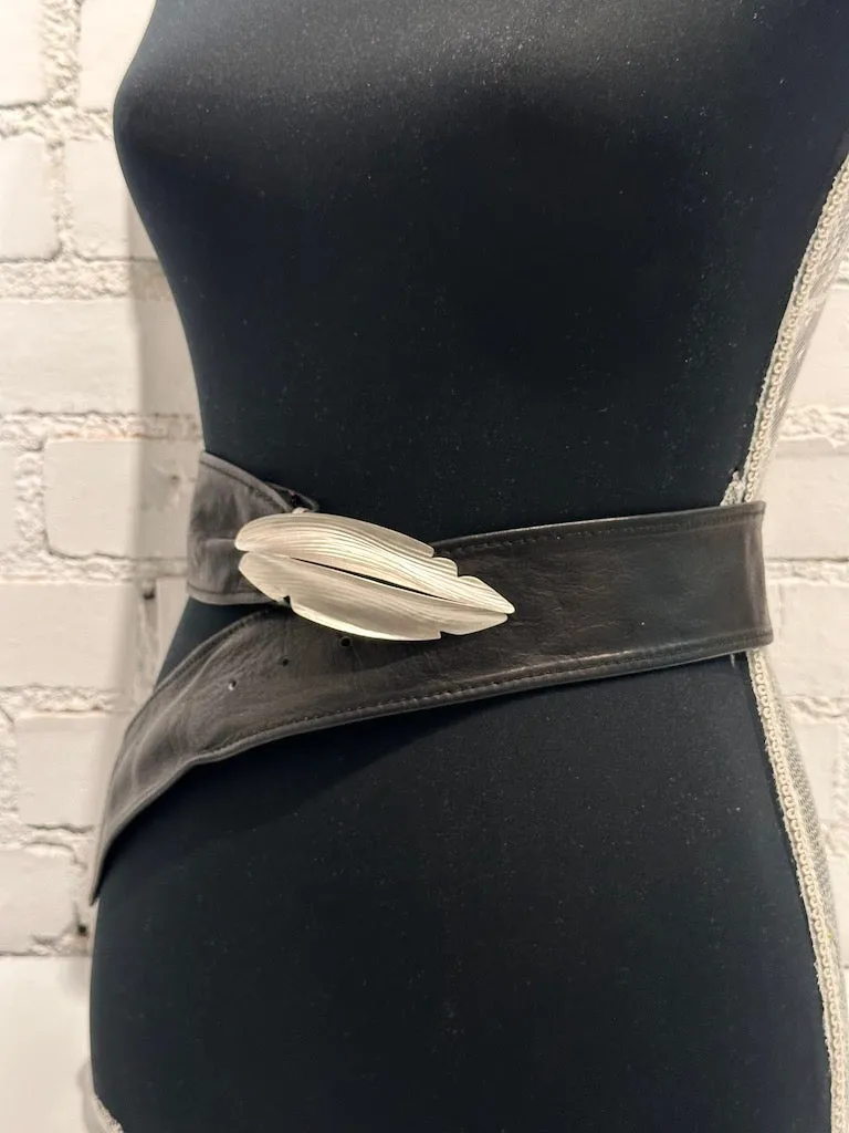 CUSTOM SHELL BELT BUCKLE AND GARMENT DYED LEATHER BELT WITH STERLING SILVER  MB5B.1