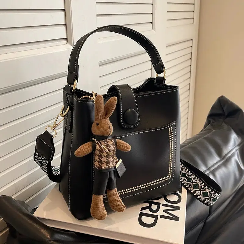 Decorative Stitching Leather Bucket Bag