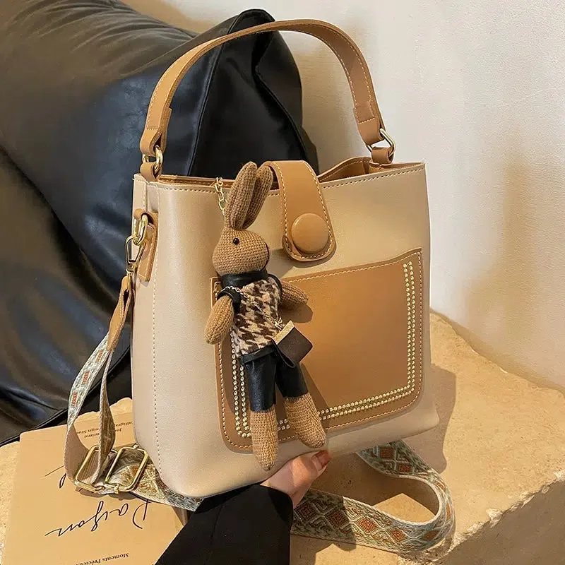 Decorative Stitching Leather Bucket Bag