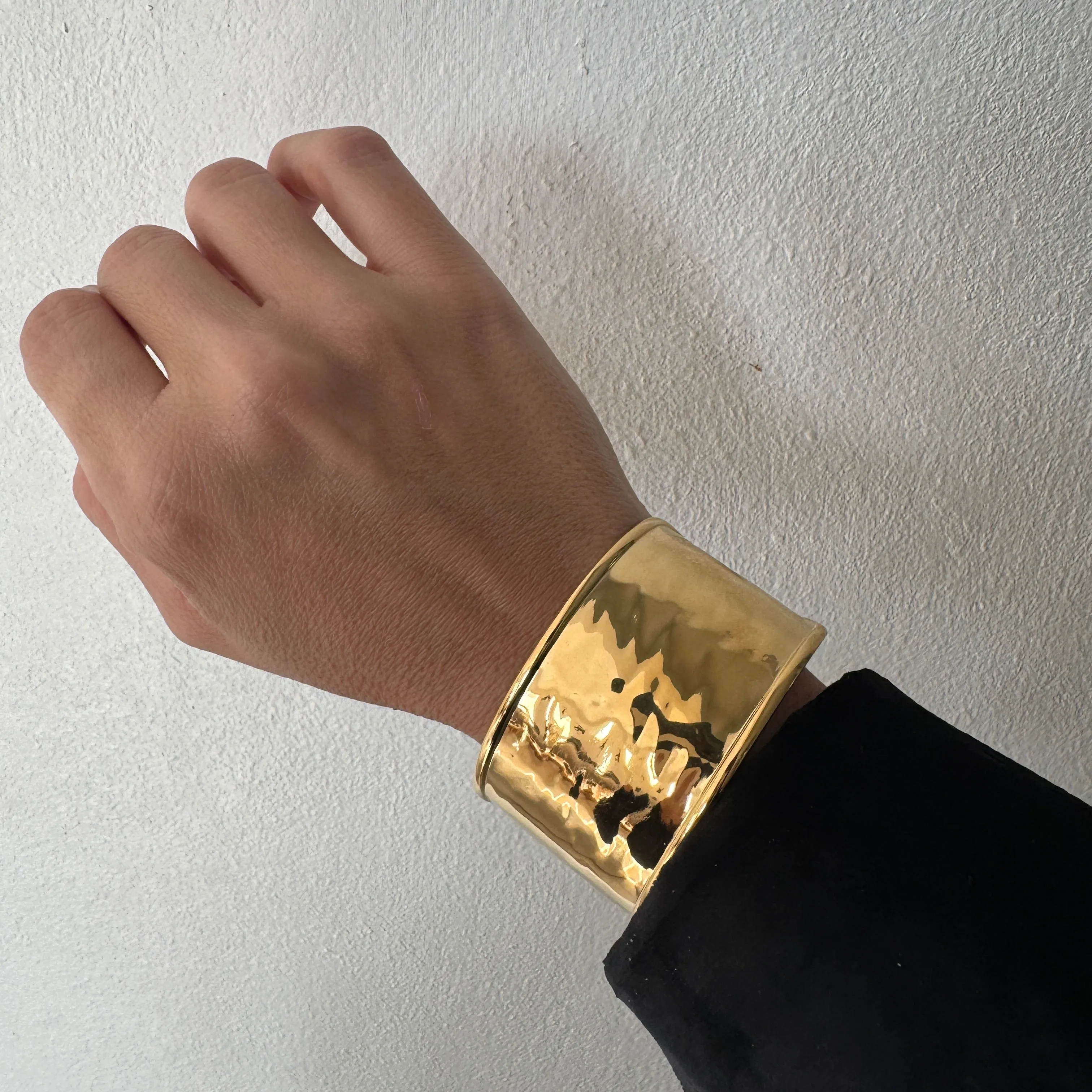 Fara Bangle Cuff
