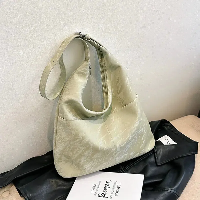 Fashionable Textured Tote Bag