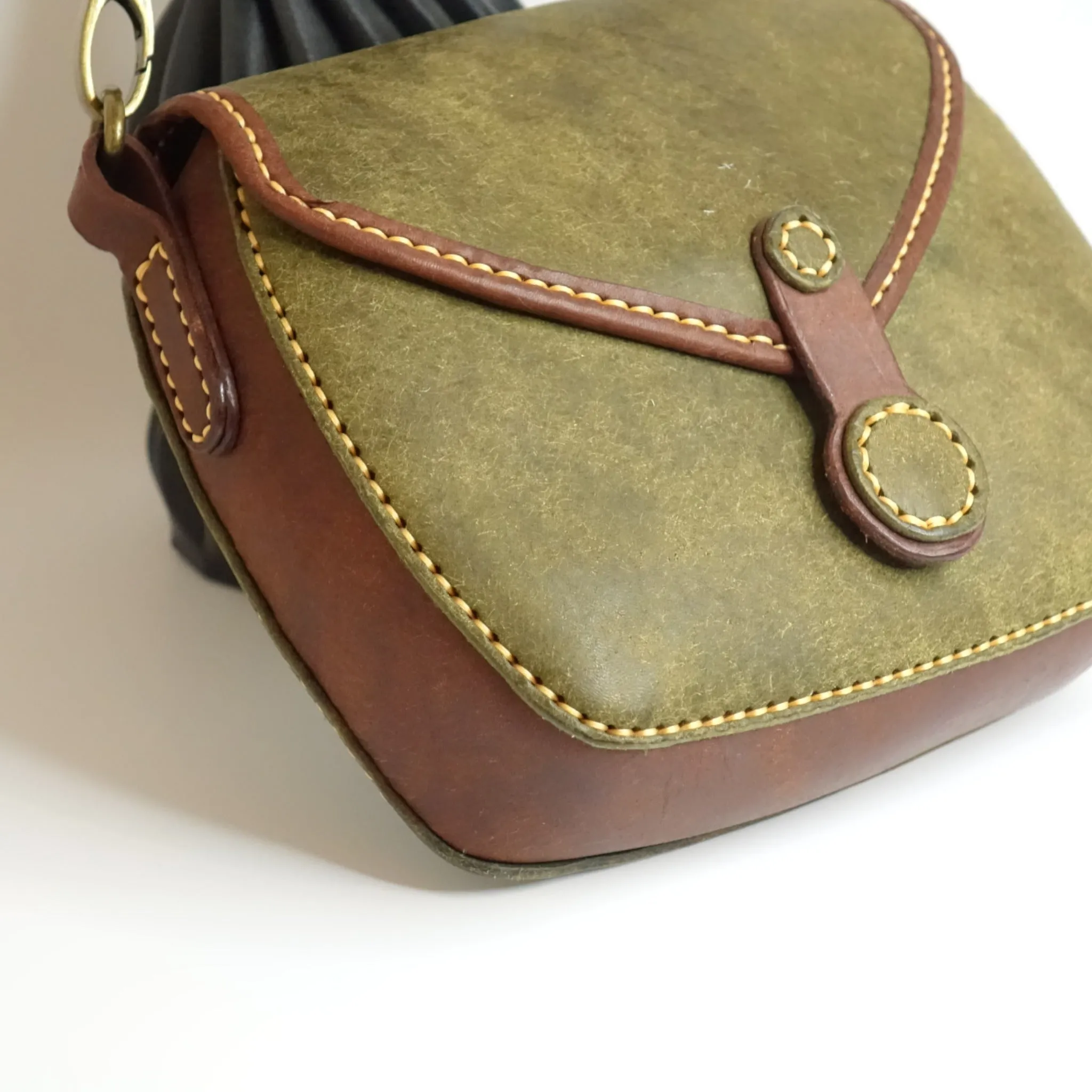 Handmade Lara Leather Handbag with handle