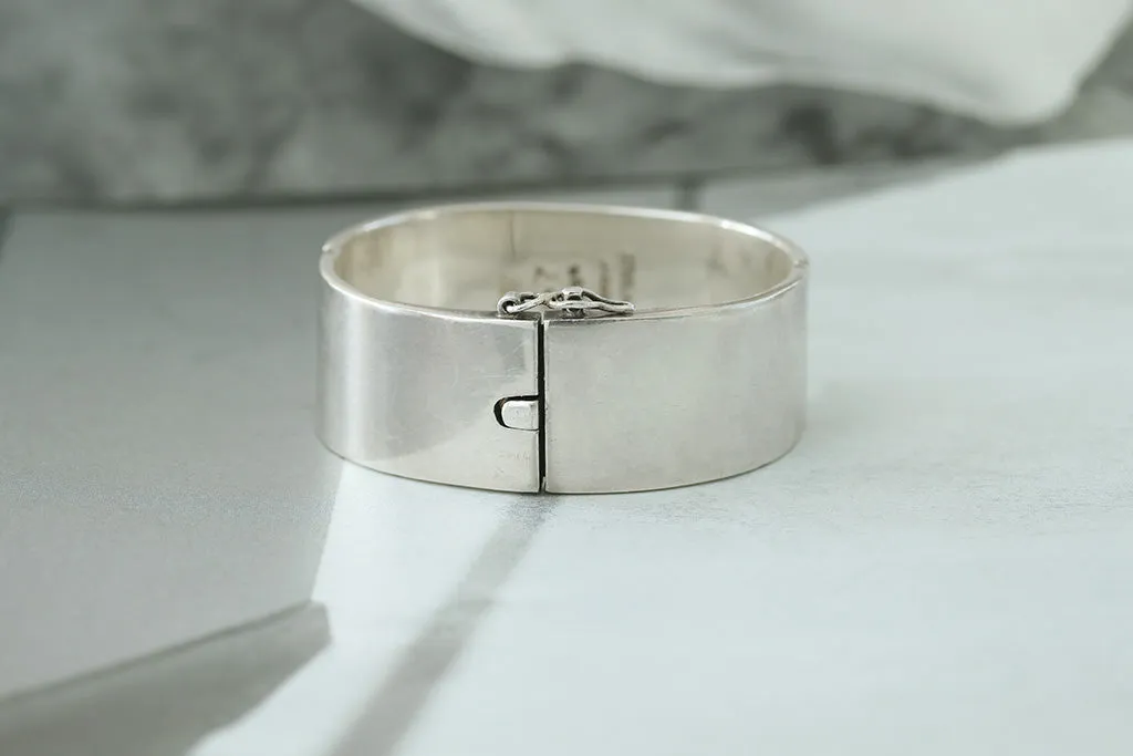 Heavy Vintage Sterling Silver Bangle