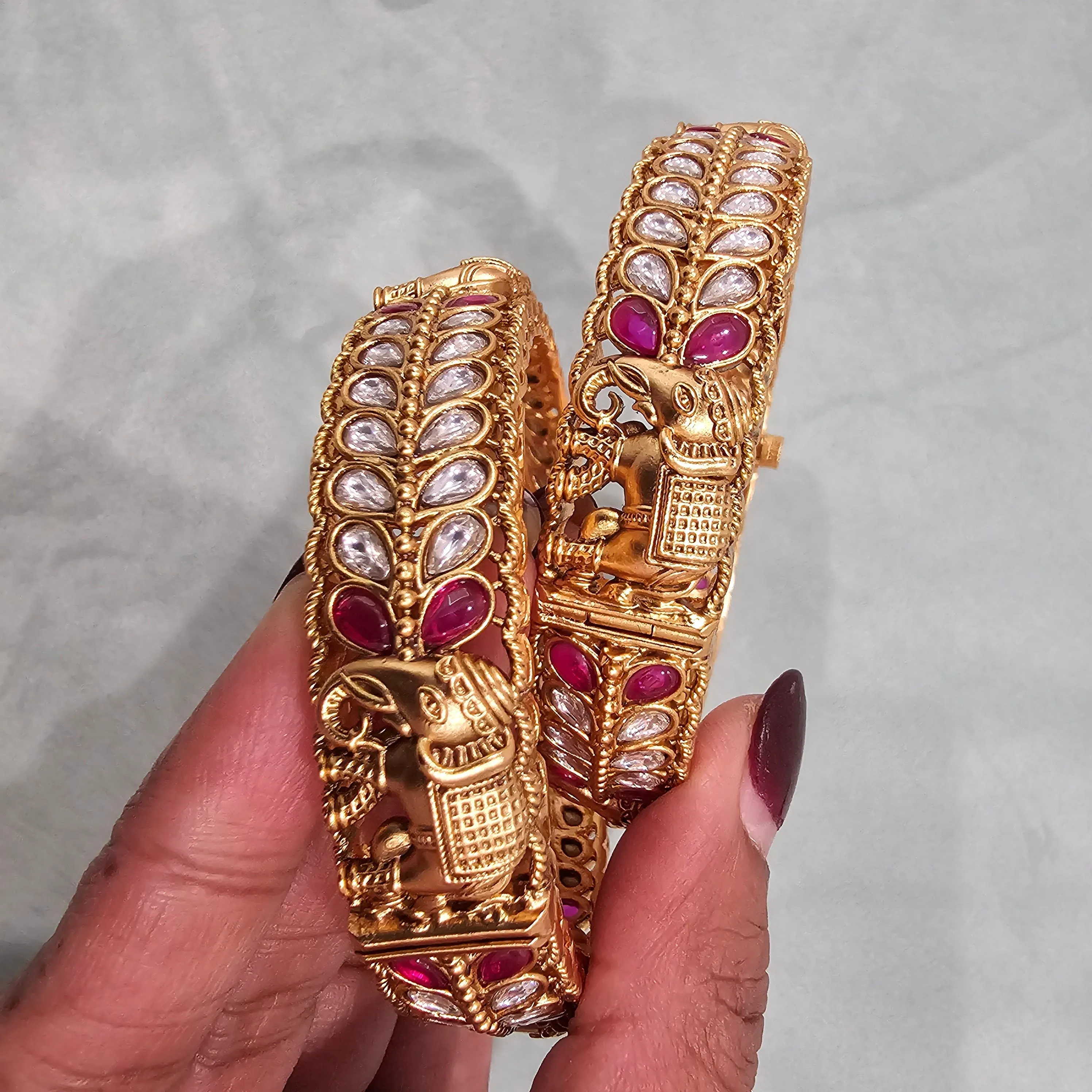 Kundan Bangles