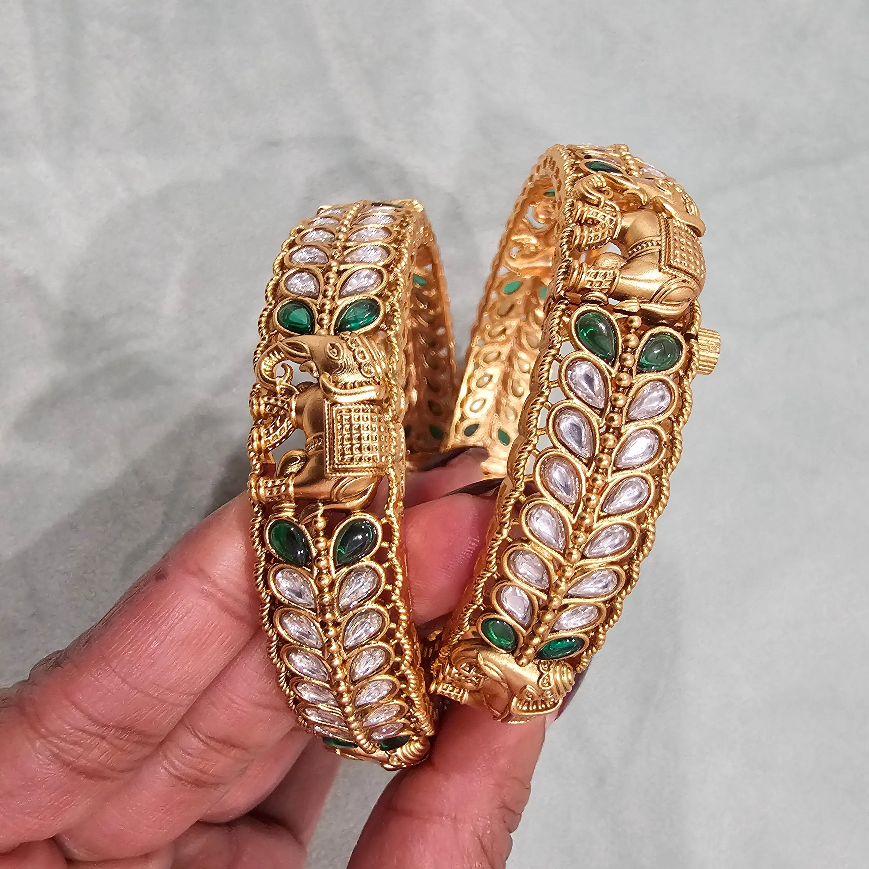Kundan Bangles