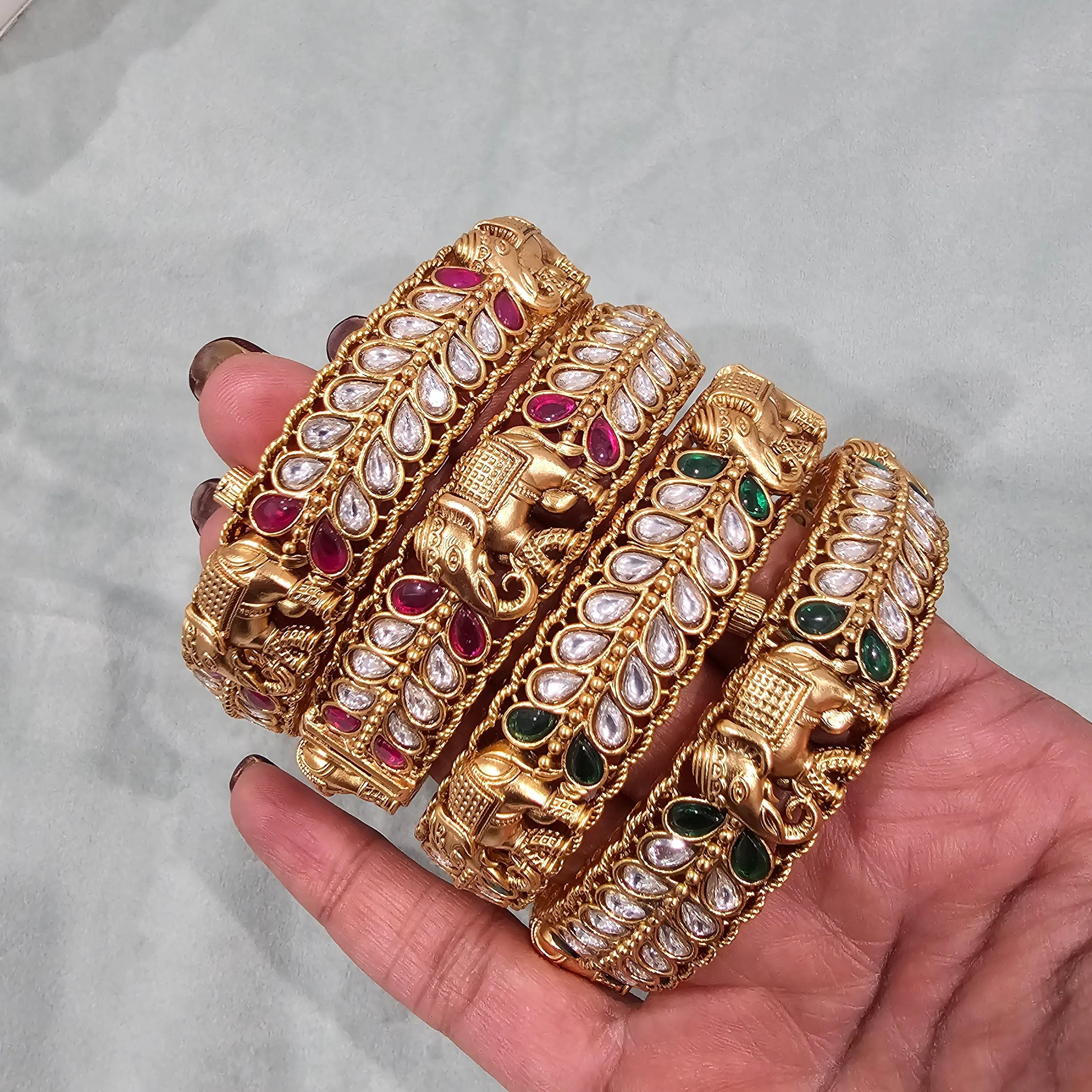 Kundan Bangles