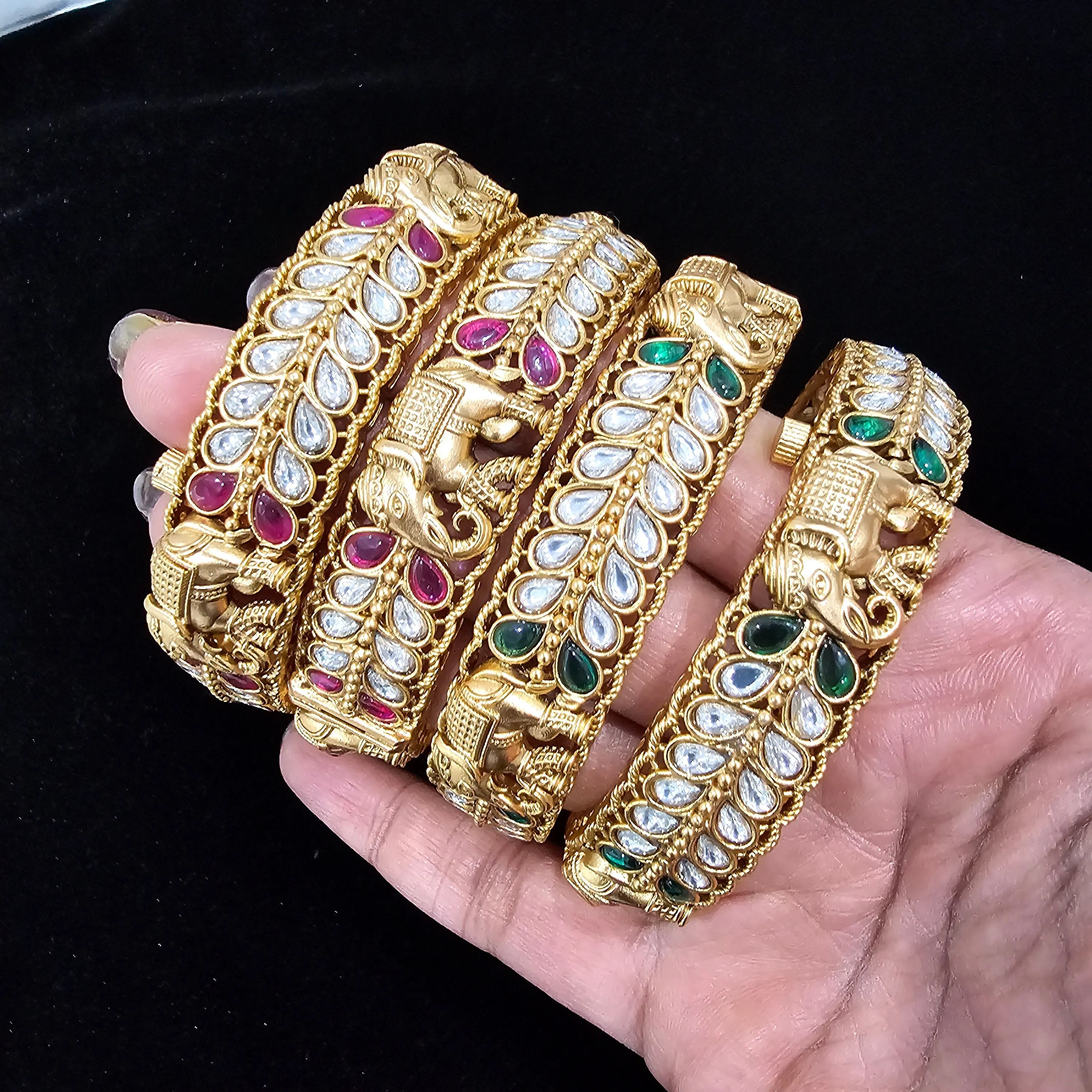 Kundan Bangles