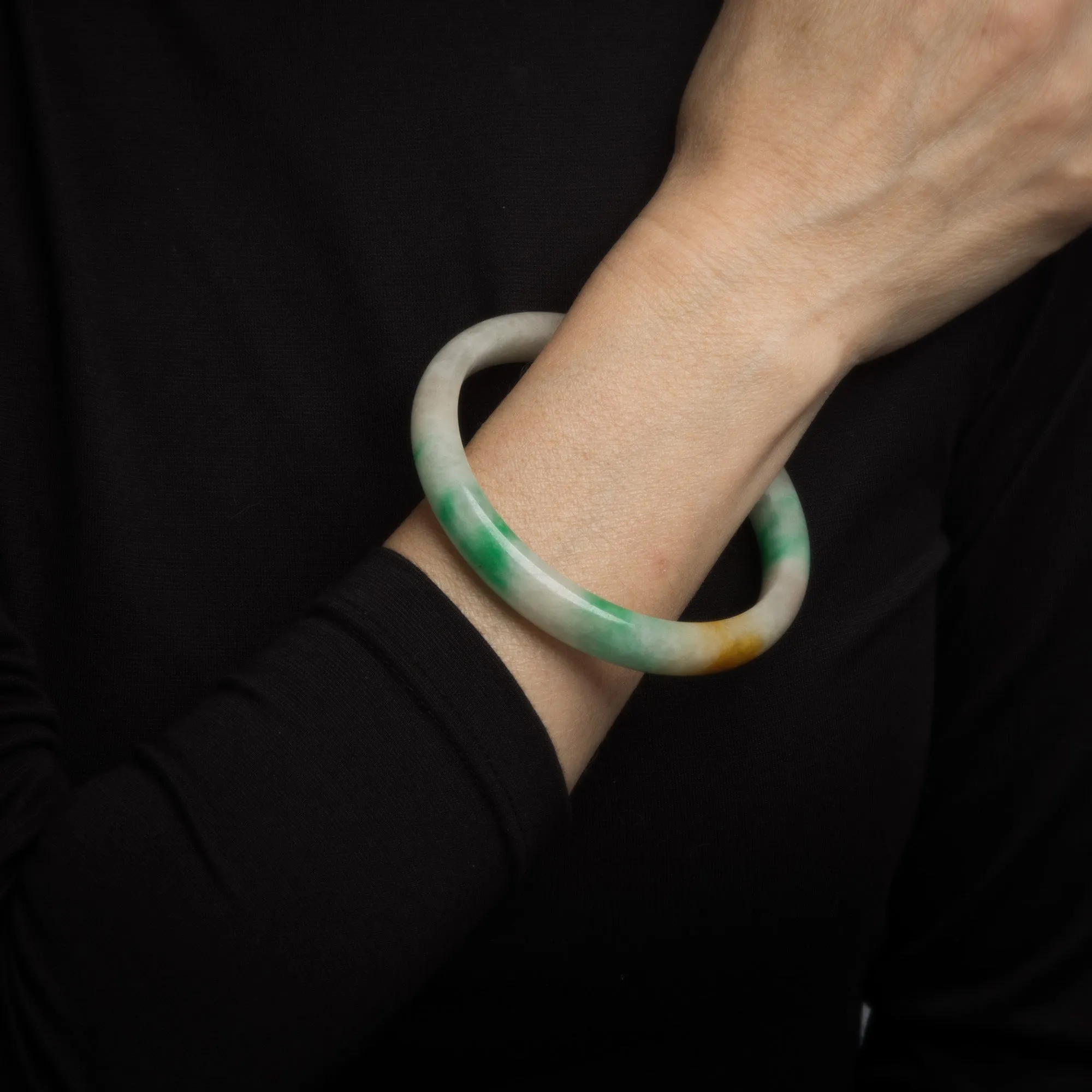 Large Jade Bangle Bracelet Vintage Fine Jewelry 2.75" 8 1/2 Green Orange Slip On