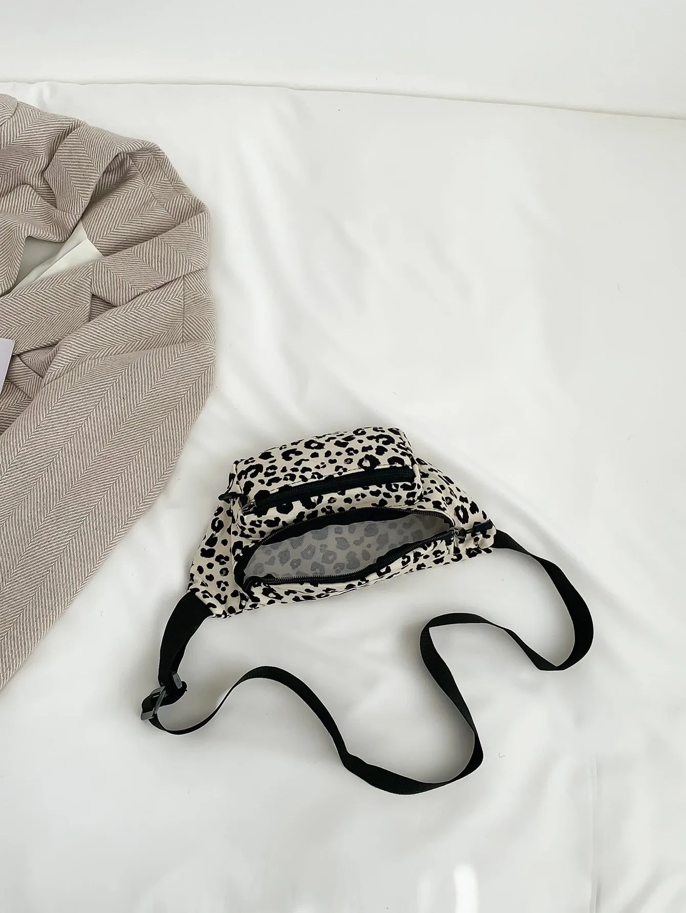Leopard Pattern Fanny Pack - Black and White