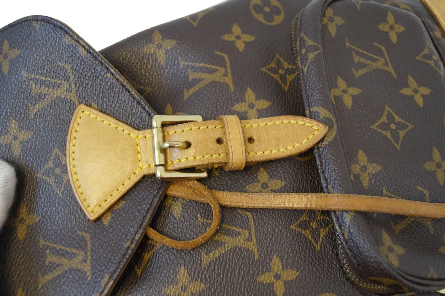 LOUIS VUITTON Monogram Montsouris MM Backpack Bag