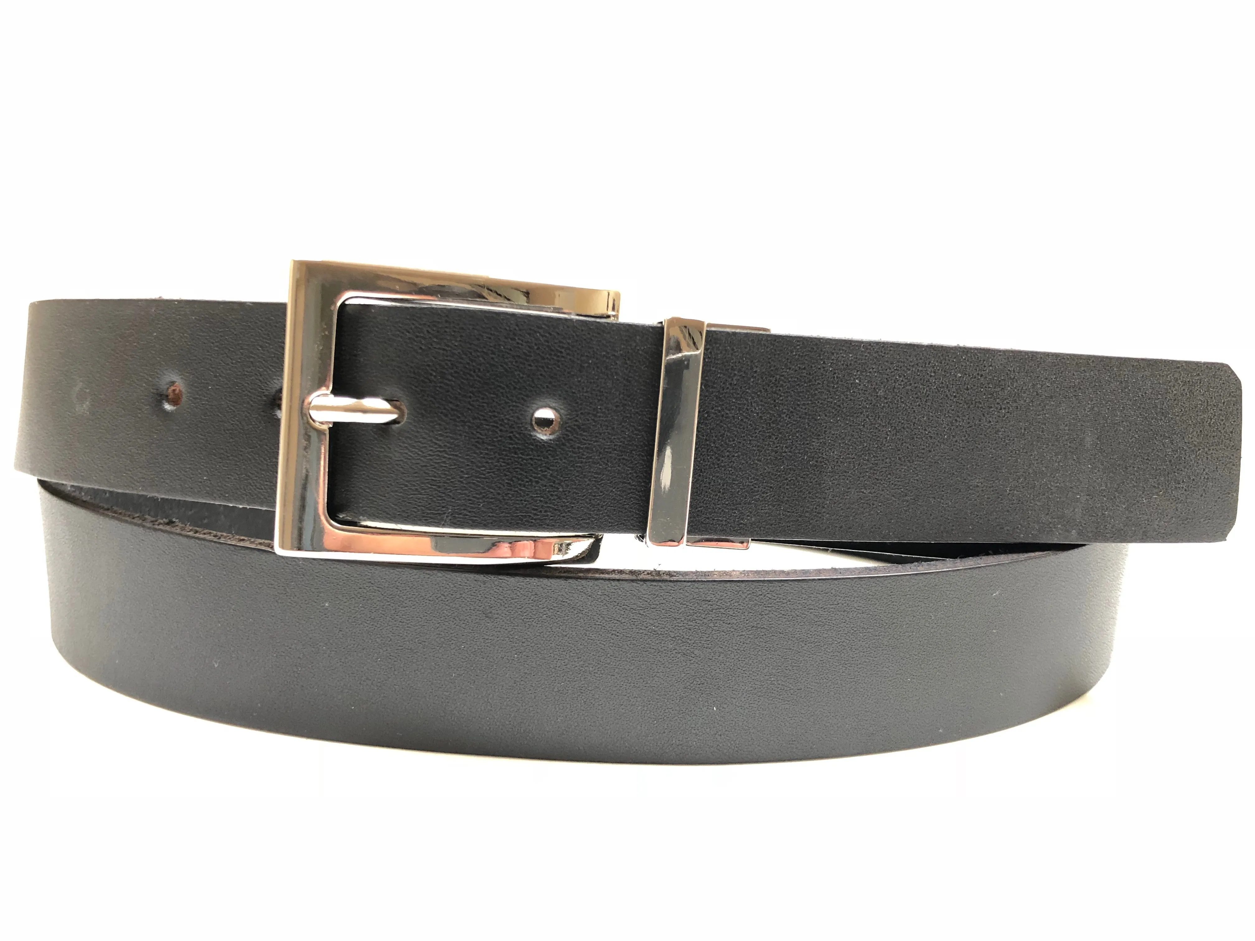 Men's Smooth Black Leather Belt with Silver Tone Buckle 44Z5