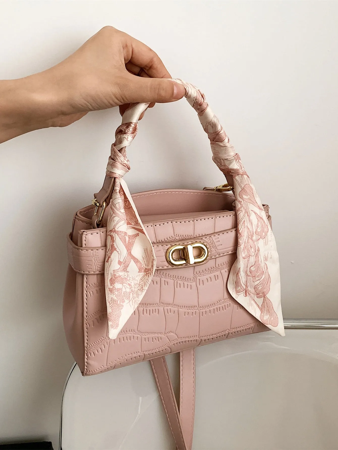 Mini Crocodile Embossed Twilly Scarf Decor Twist Lock Square Bag - Pink