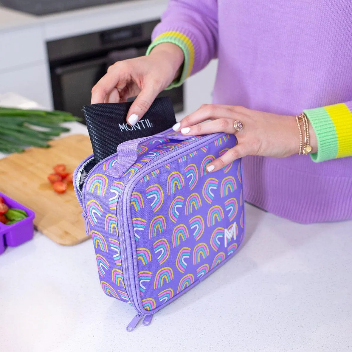 MONTII.CO Insulated Lunch Bag - Rainbows