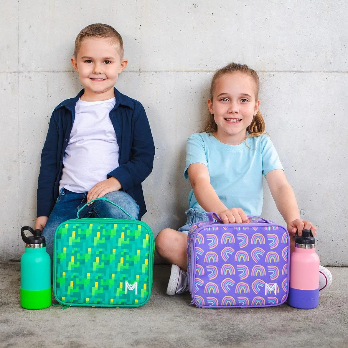 MONTII.CO Insulated Lunch Bag - Rainbows