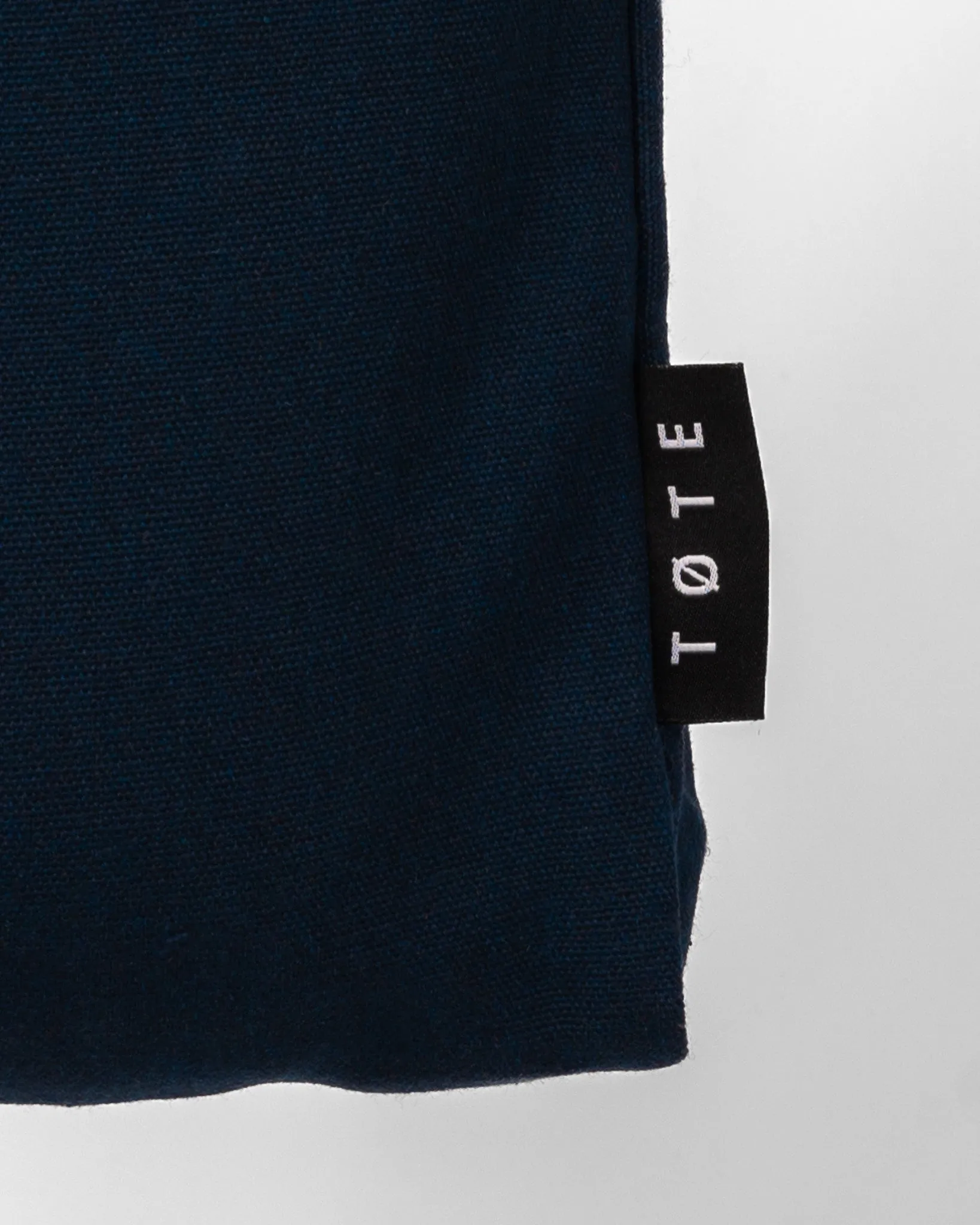 Navy Blue TØTE Shoulderbag