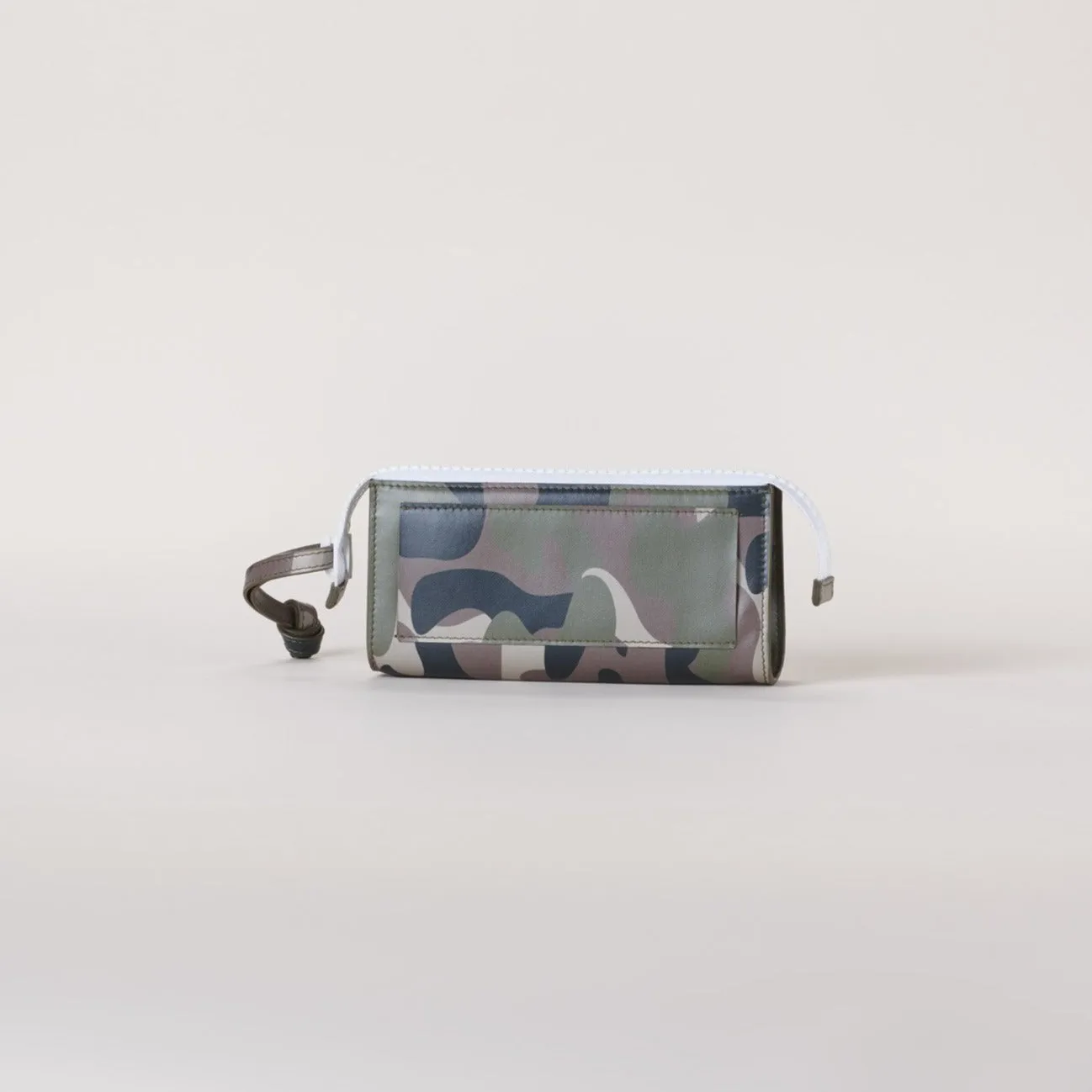 On The Go - Camo White