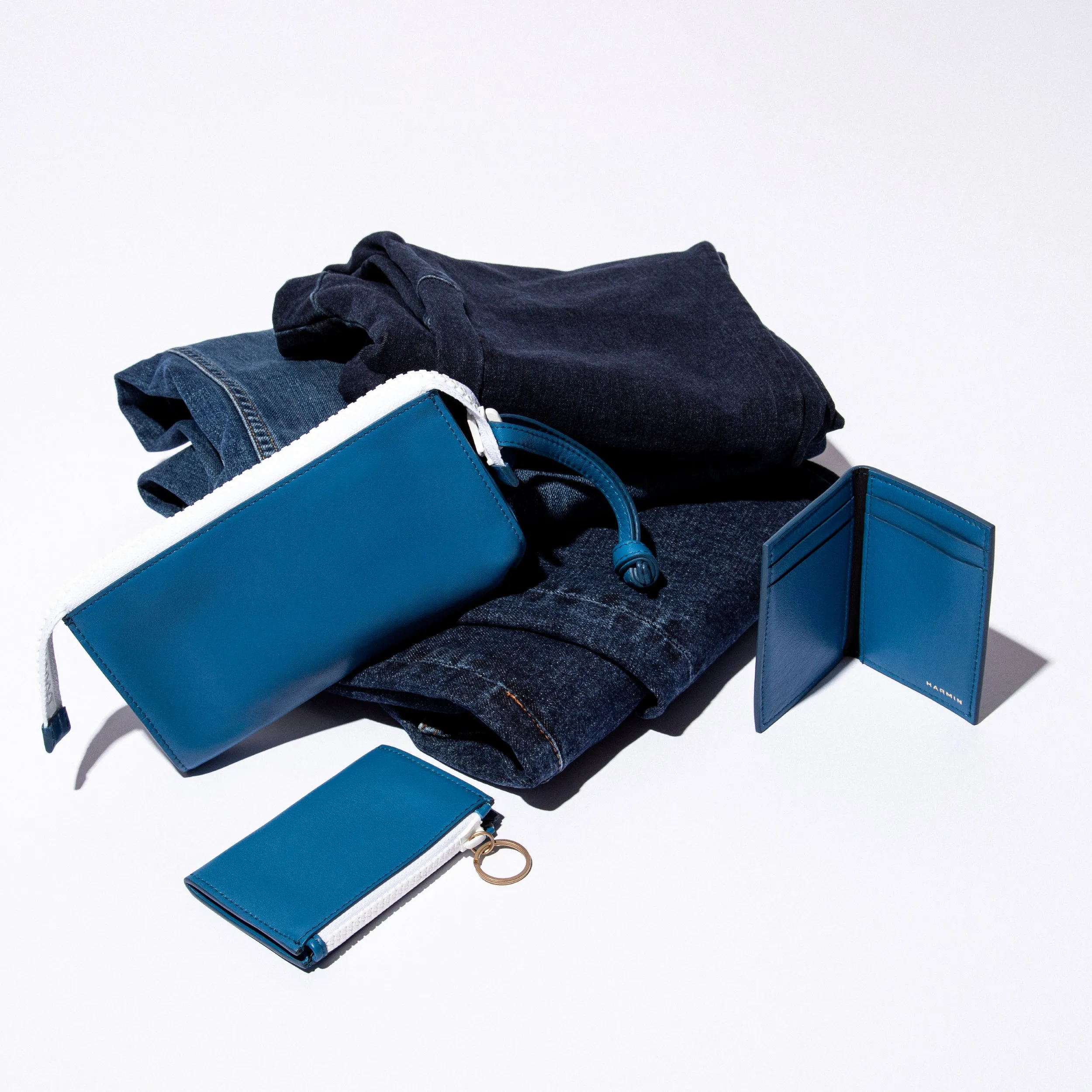 On The Go - Denim White