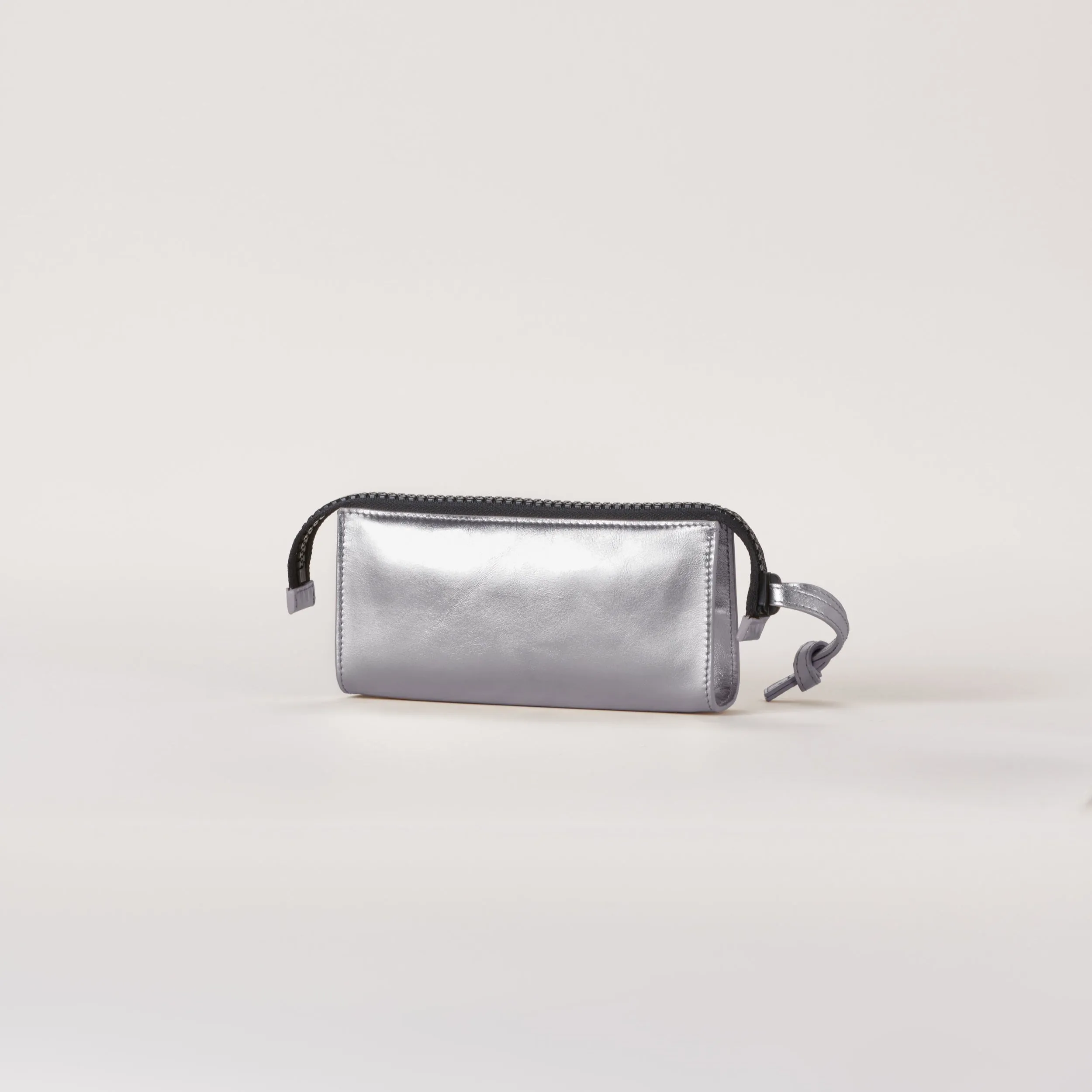 On The Go - Graphite Black