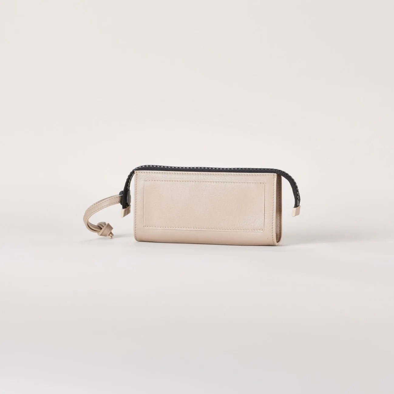 On The Go - Khaki Black