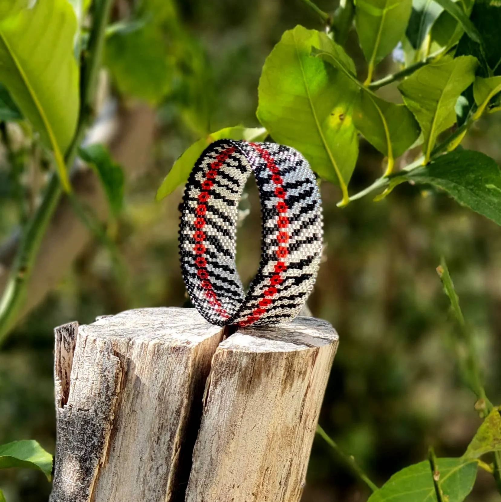 Pattern - Bracelet ZEBROU