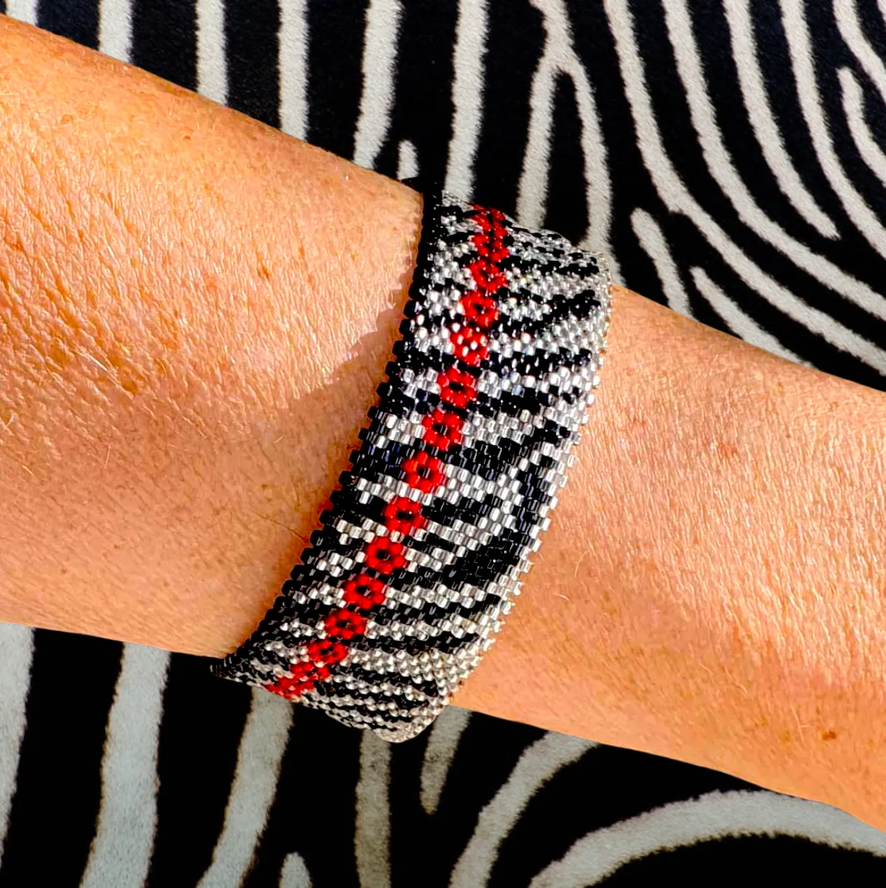 Pattern - Bracelet ZEBROU