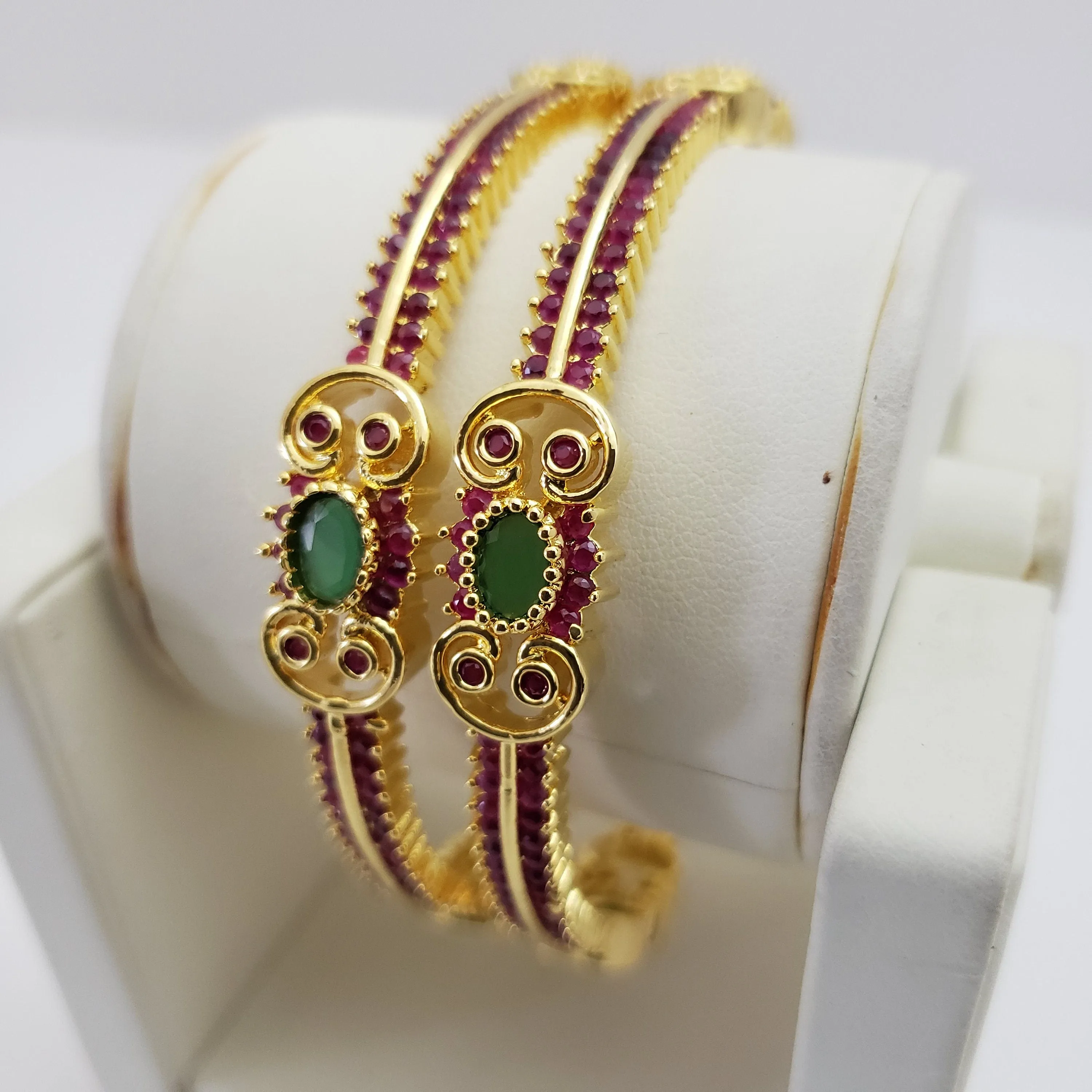 Ruby Bangles Set