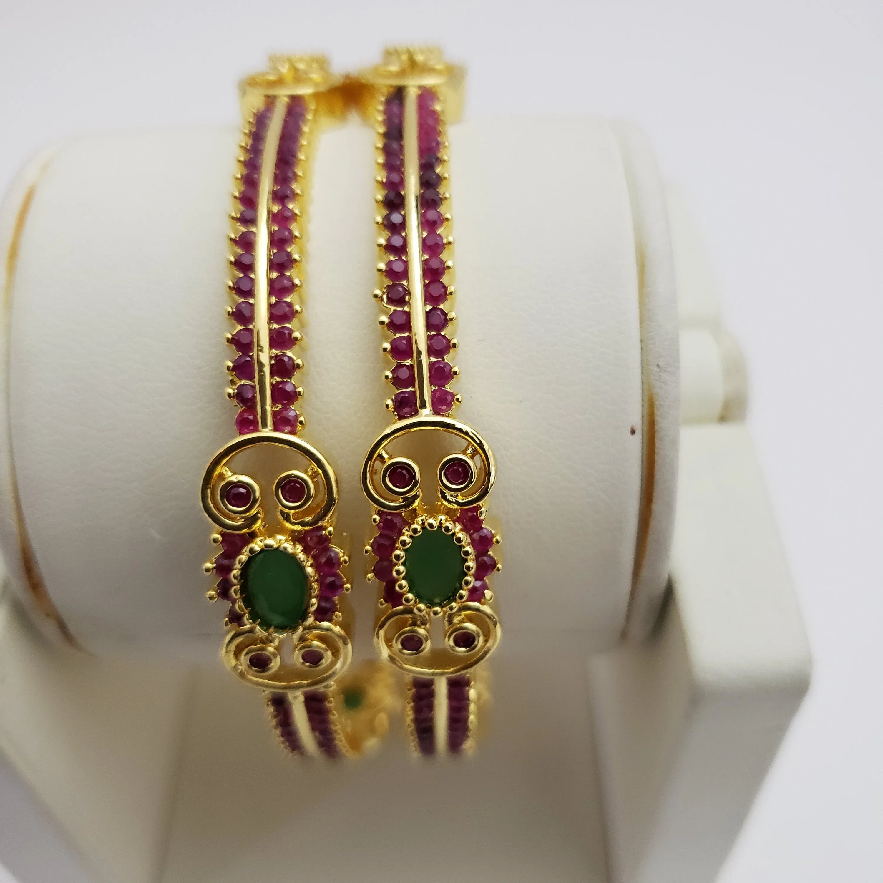 Ruby Bangles Set