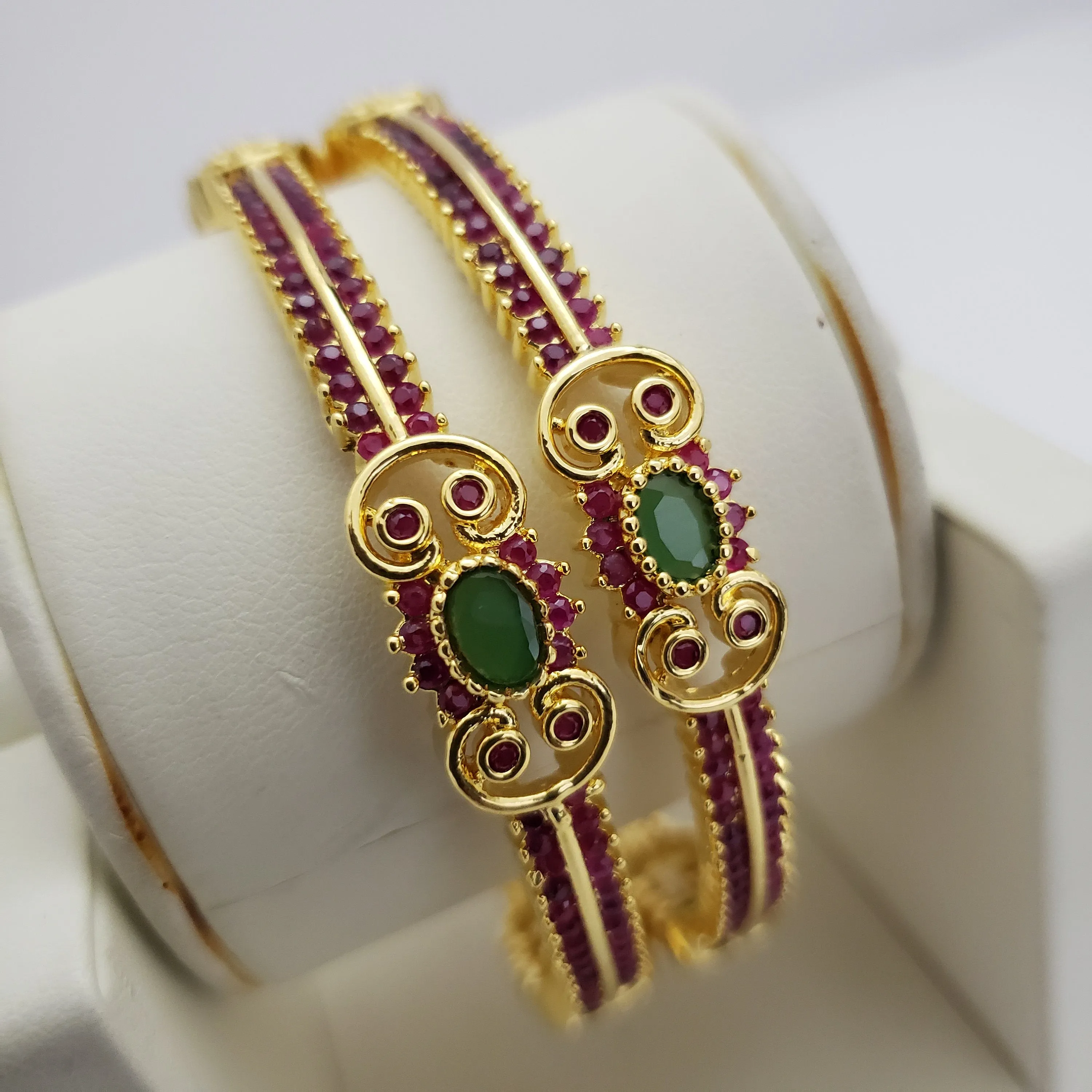 Ruby Bangles Set