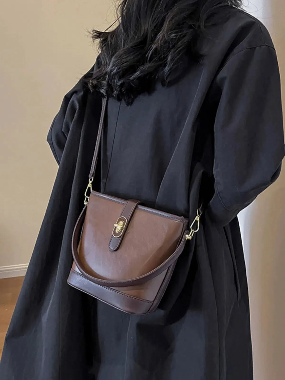 Shoulder Strap Leather Bucket Bag