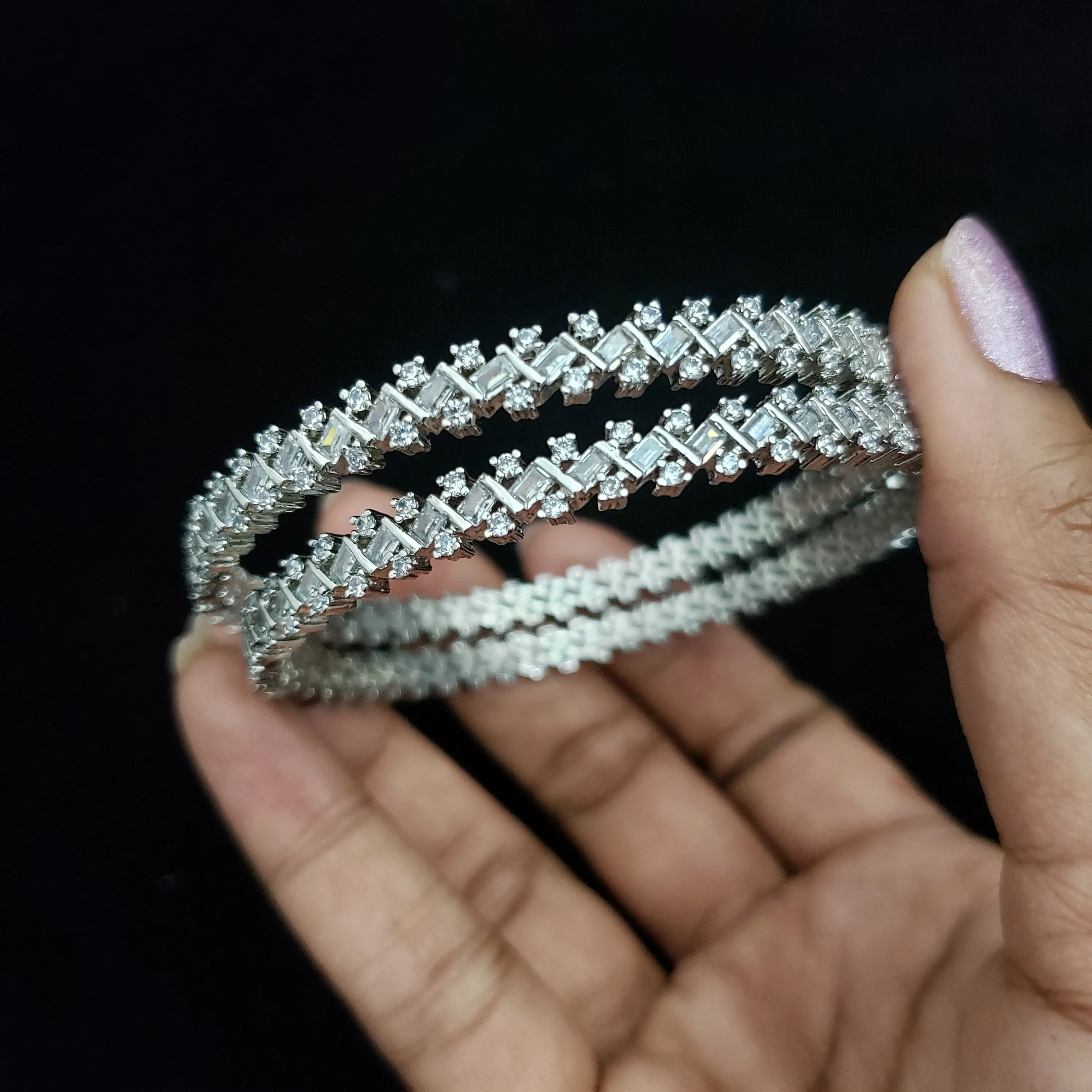 SILVER toNE Bangles Set