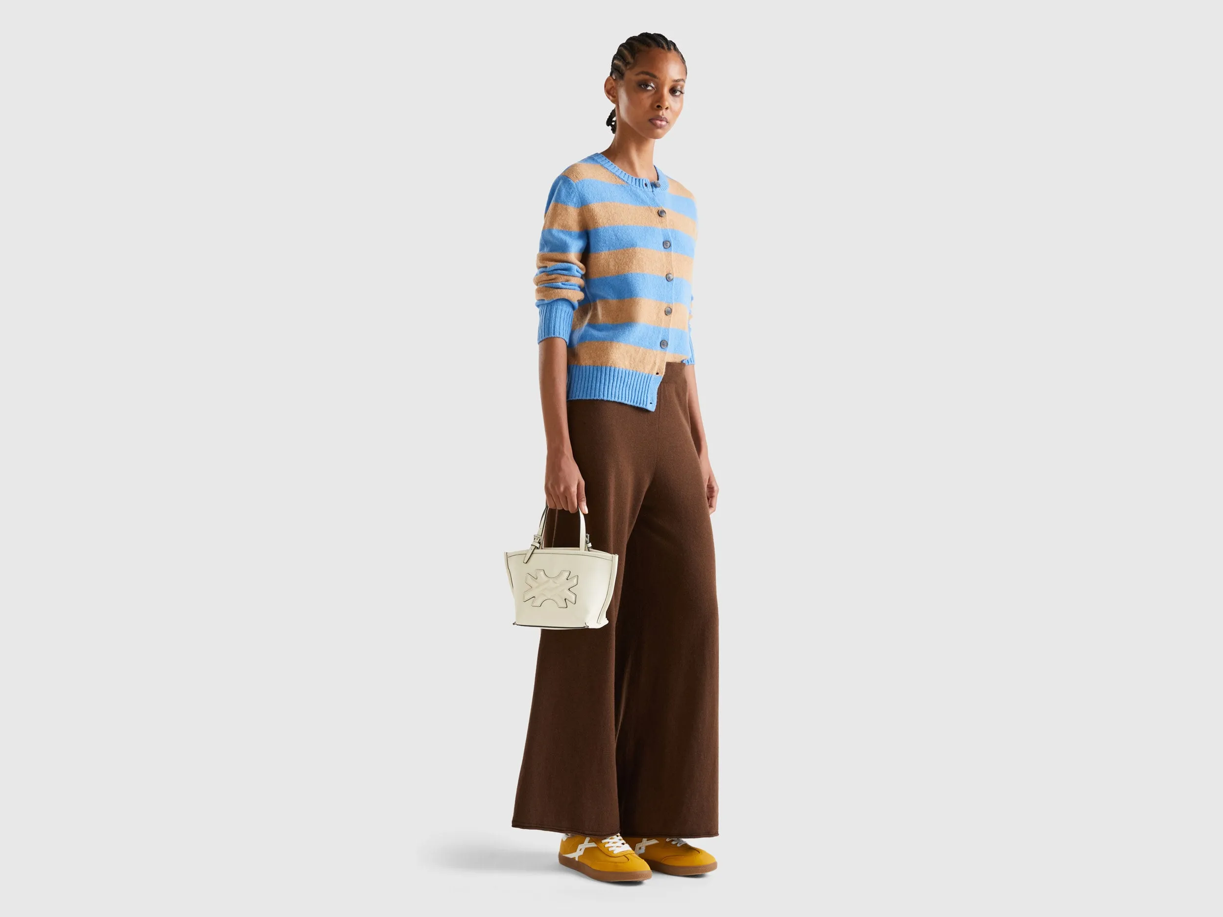 Solid Handheld Bag