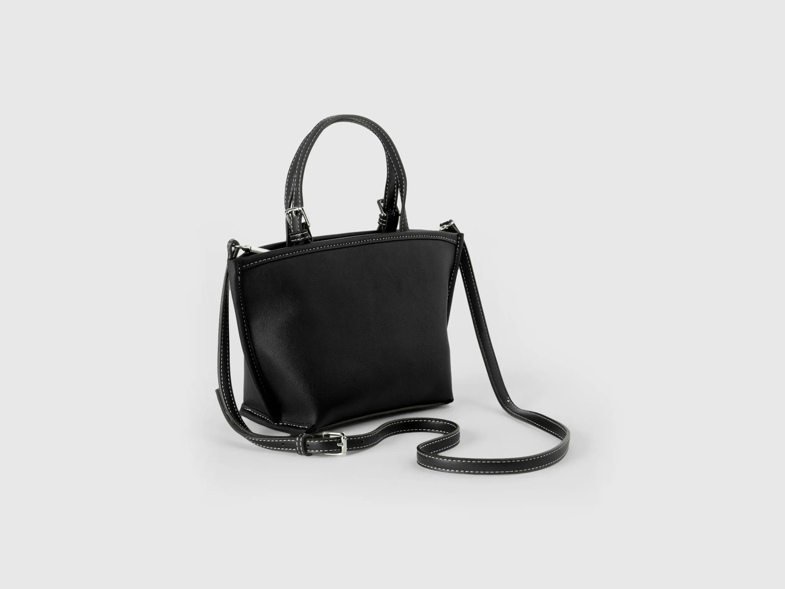 Solid Handheld Bag