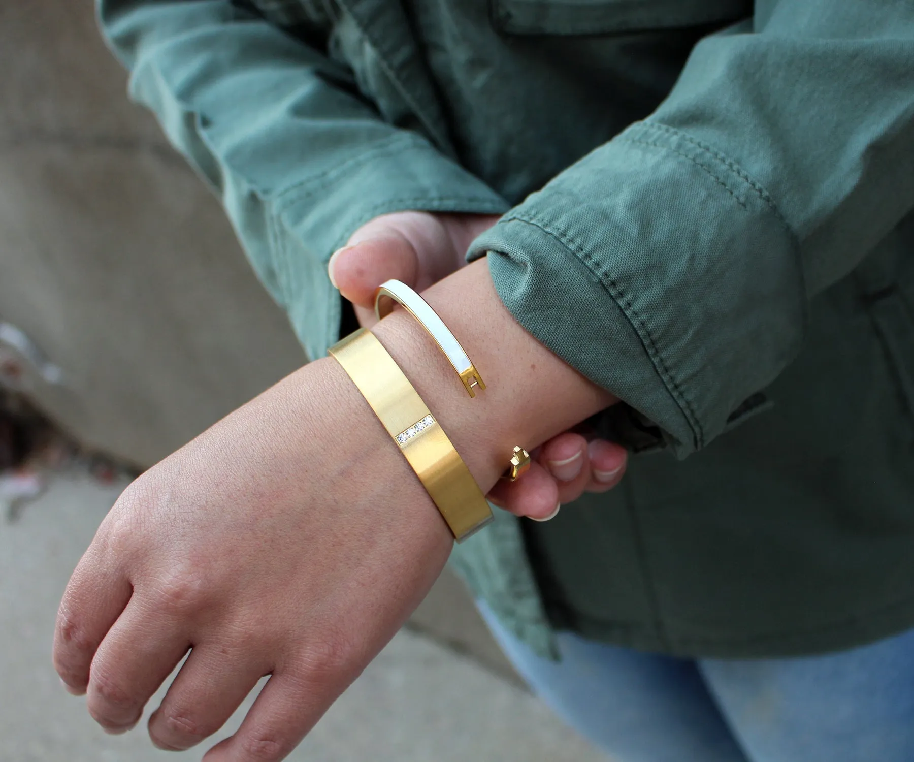 Star Spangle White Enamel Stainless Steel Bangle Bracelet