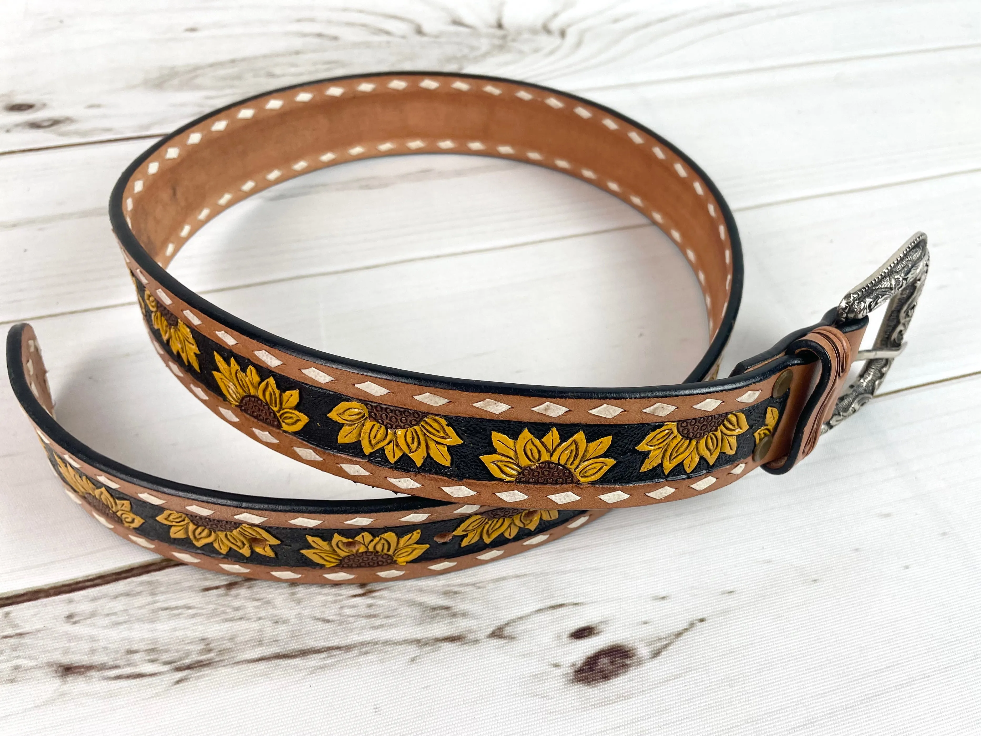 Sunflower White Buckstitch Leather Woman’s Belt