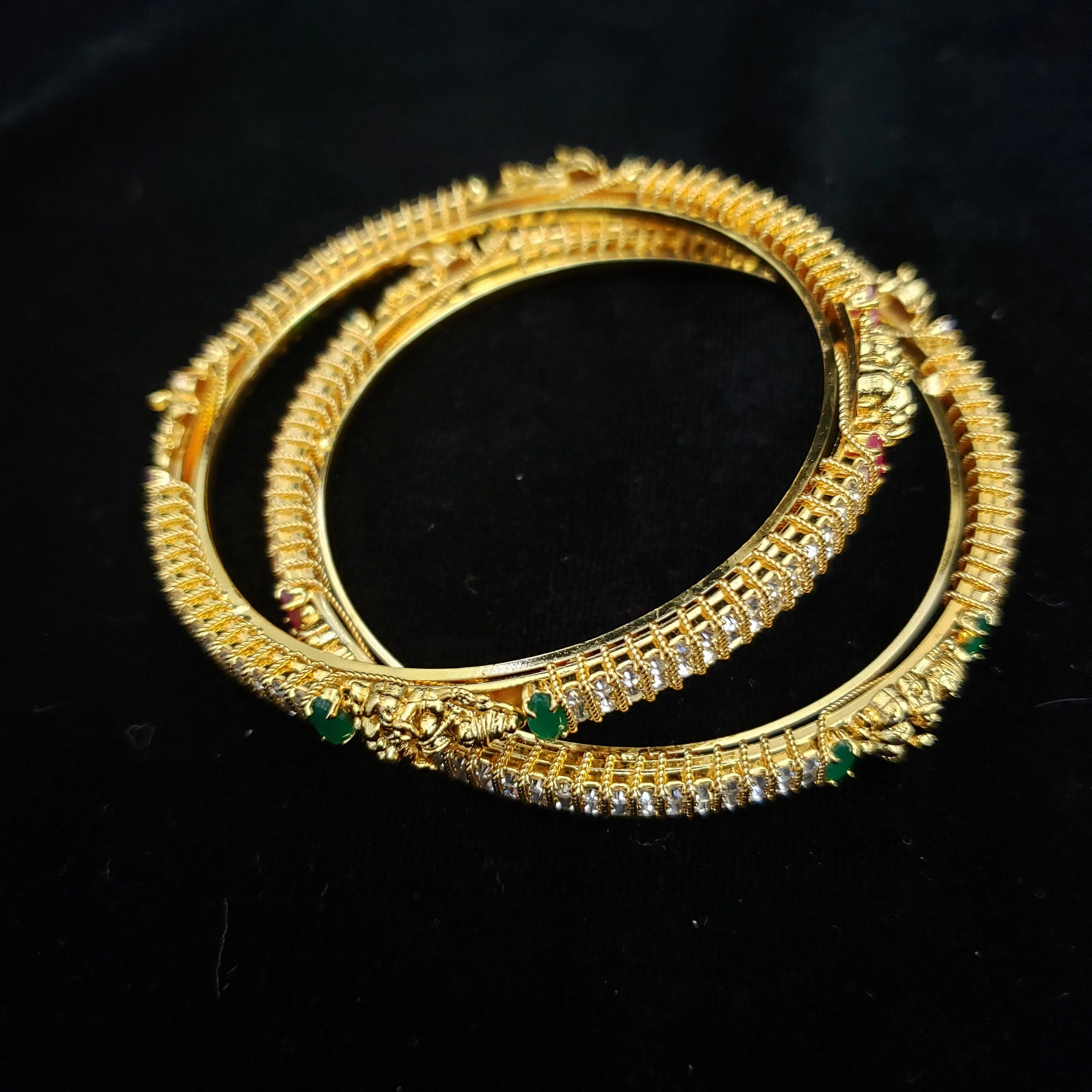Temple design Bangles