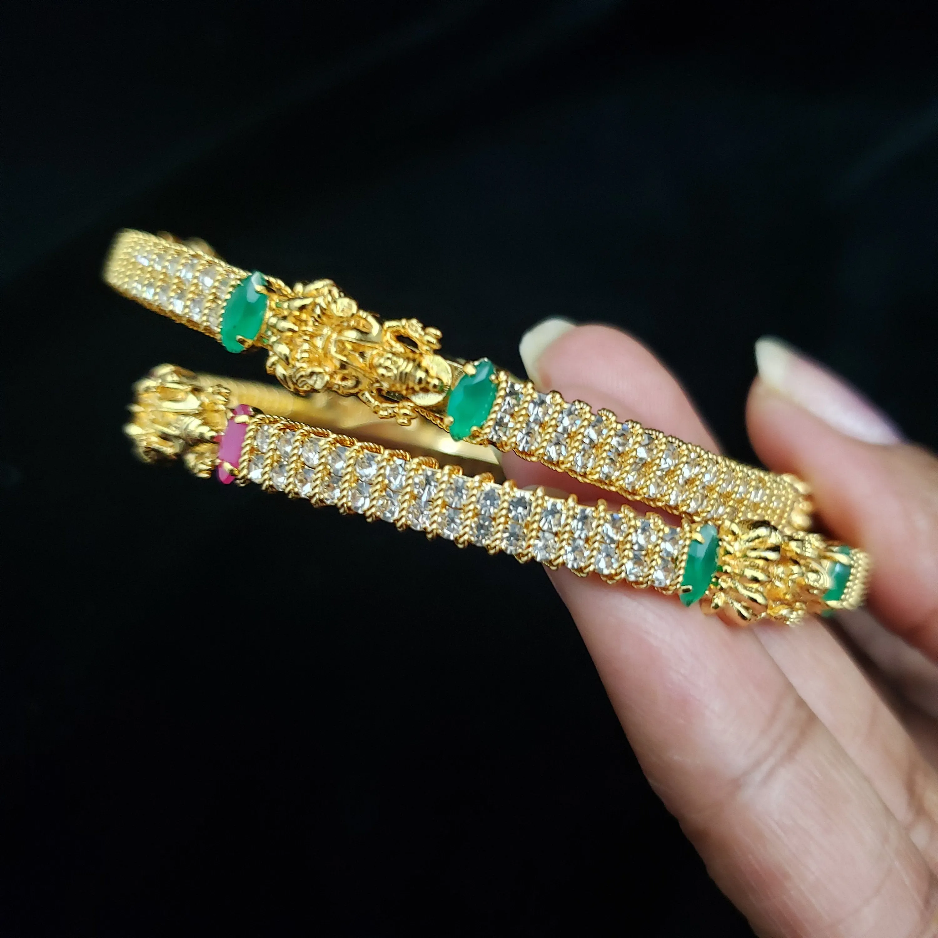 Temple design Bangles