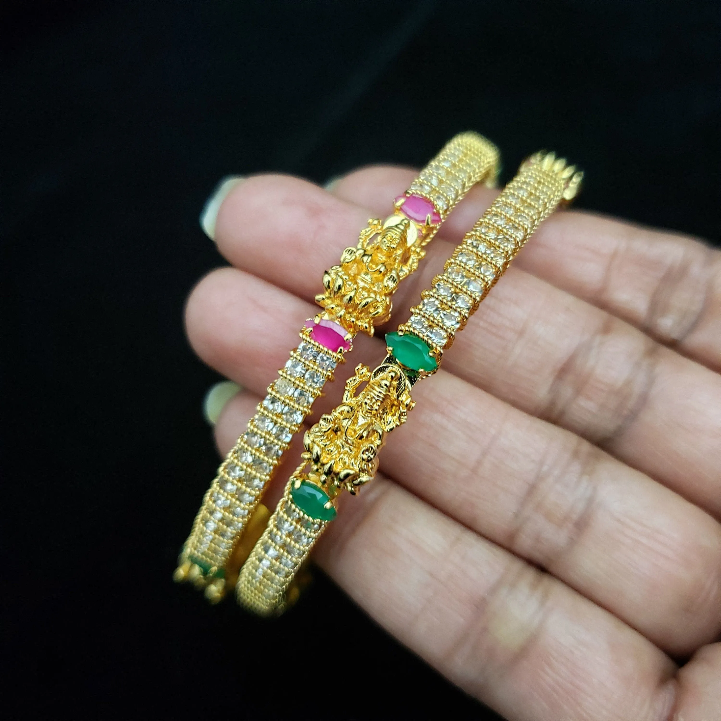 Temple design Bangles